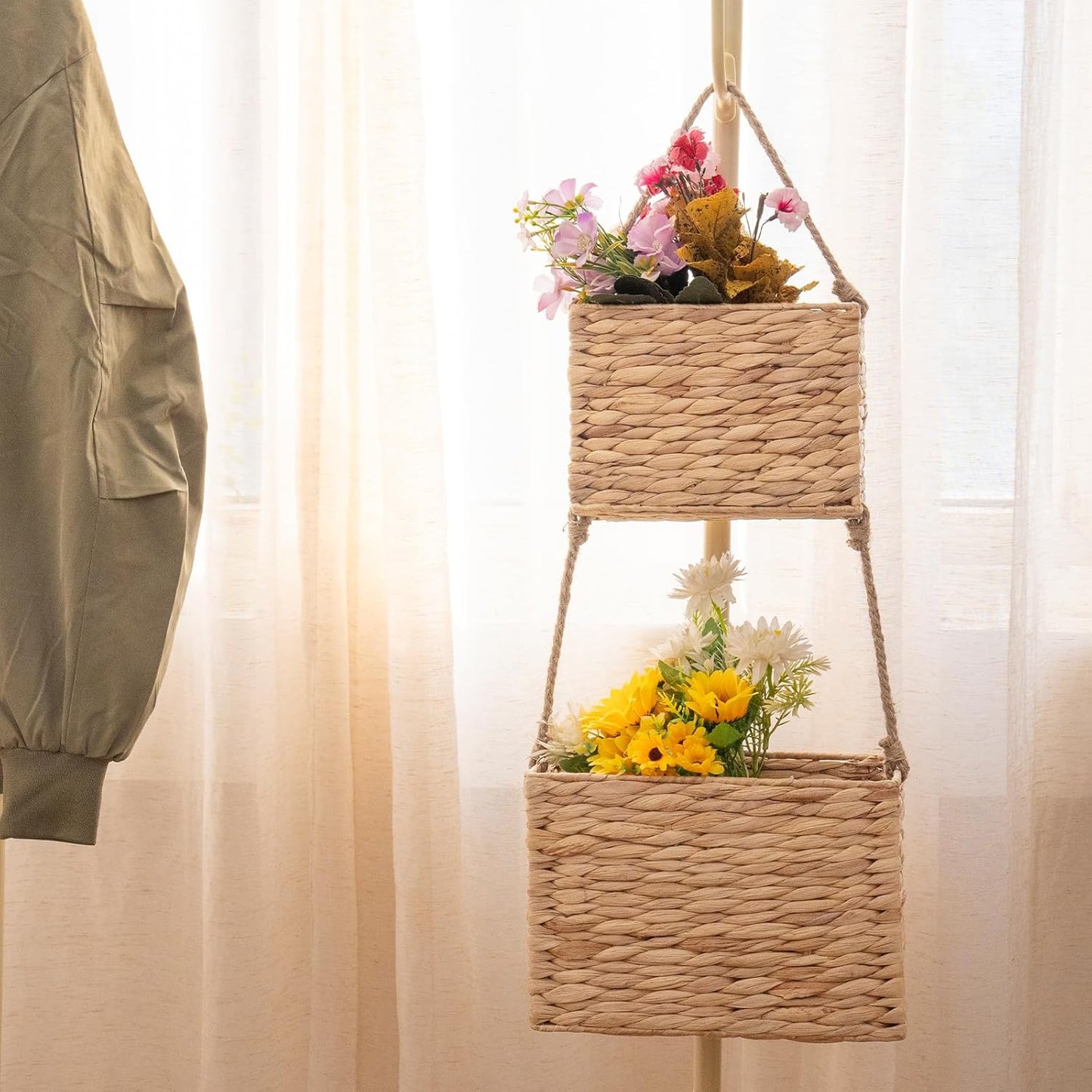 Hanging Basket 2-Tiered Woven Wicker Wall Basket Organizer / Water Hyacinth