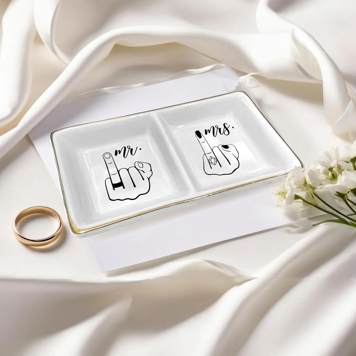 Mr and Mrs Ring Holder Tray / Mr Mrs
