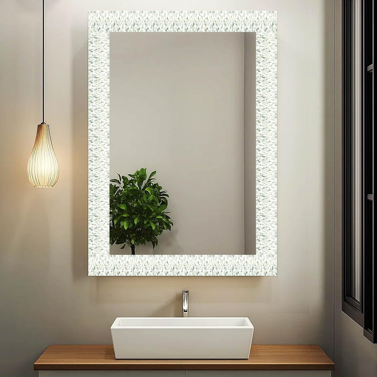 Wallpaper Border Peel and Stick / Eucalyptus Leaves / Green / 4 x 196