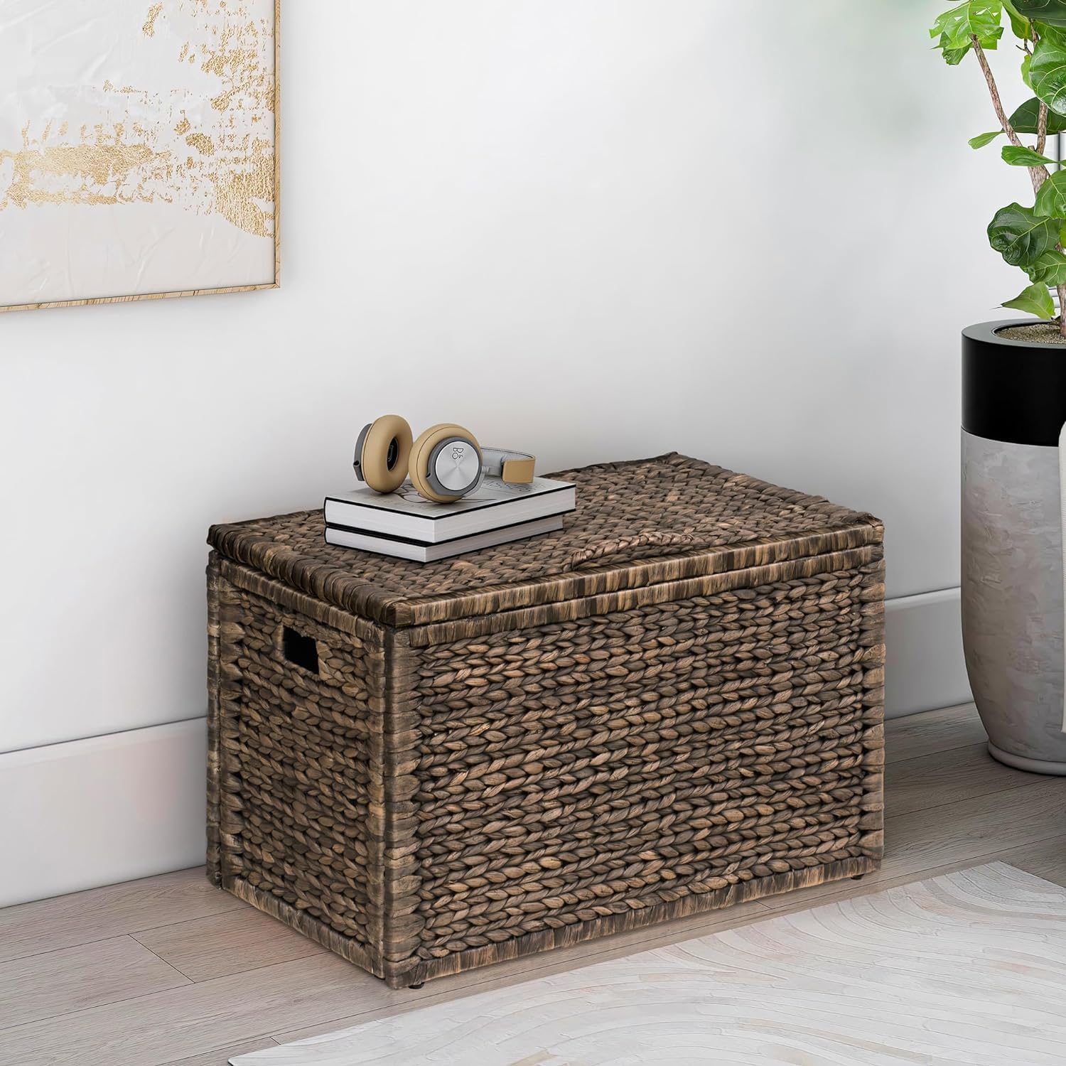 Metal Frame / Heavy-duty Water Hyacinth Wicker Storage Trunk / Brown Wash / 30 x 17.5
