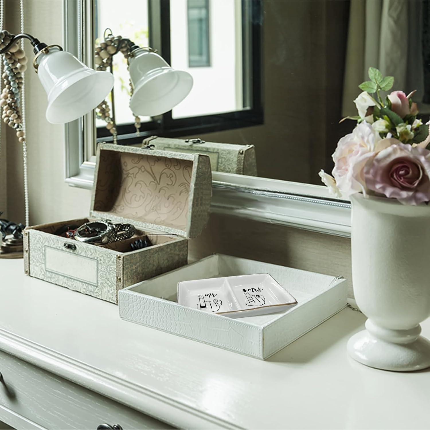 Mr and Mrs Ring Holder Tray / Mr Mrs