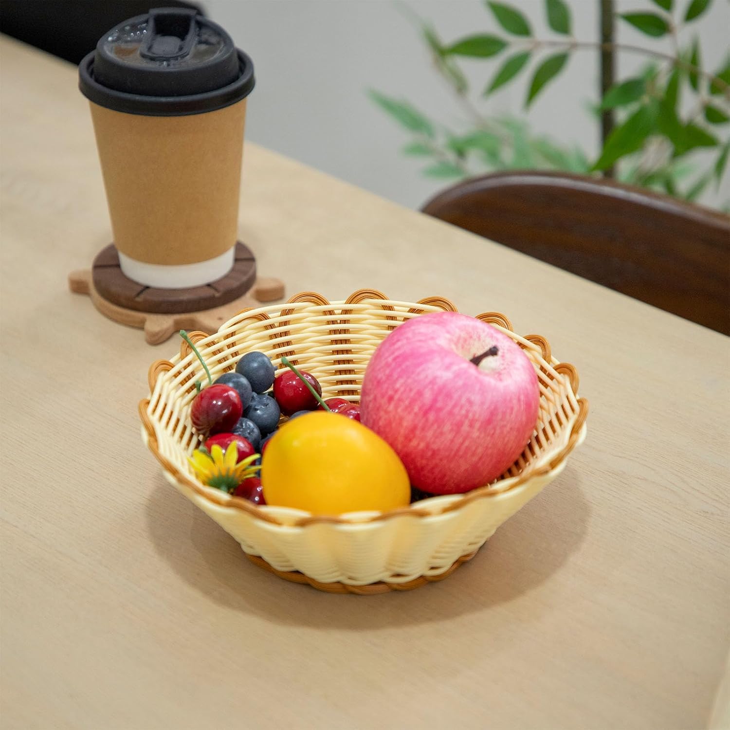 Small Round Wicker Baskets / Set of 3