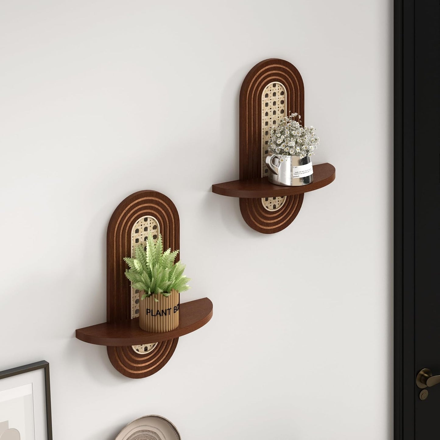 Boho Decor Wall-Mouted Shelves Book Display Rattan Shelf / Brown