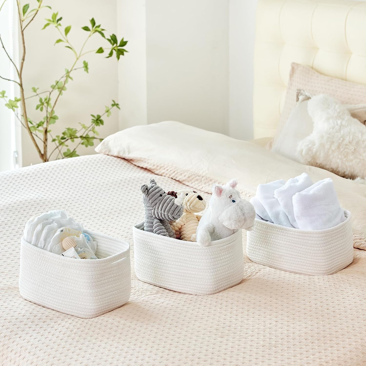 Bathroom Storage Basket / White / 10.6 x 6.7 x 6.7