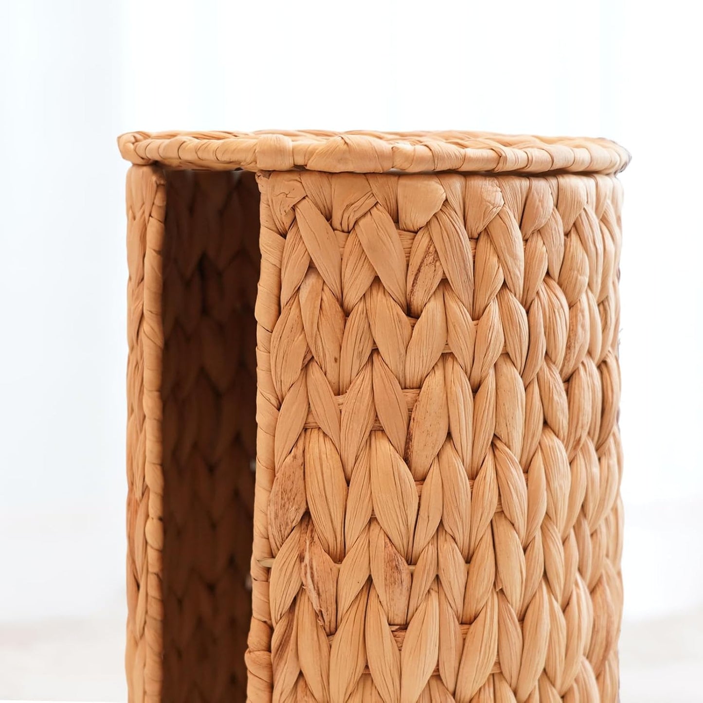 PINXIURY Water Hyacinth Paper Roll Holder, Wicker Toilet Paper Holder Stand for Bathroom, 3 Rolls of Toilet Paper