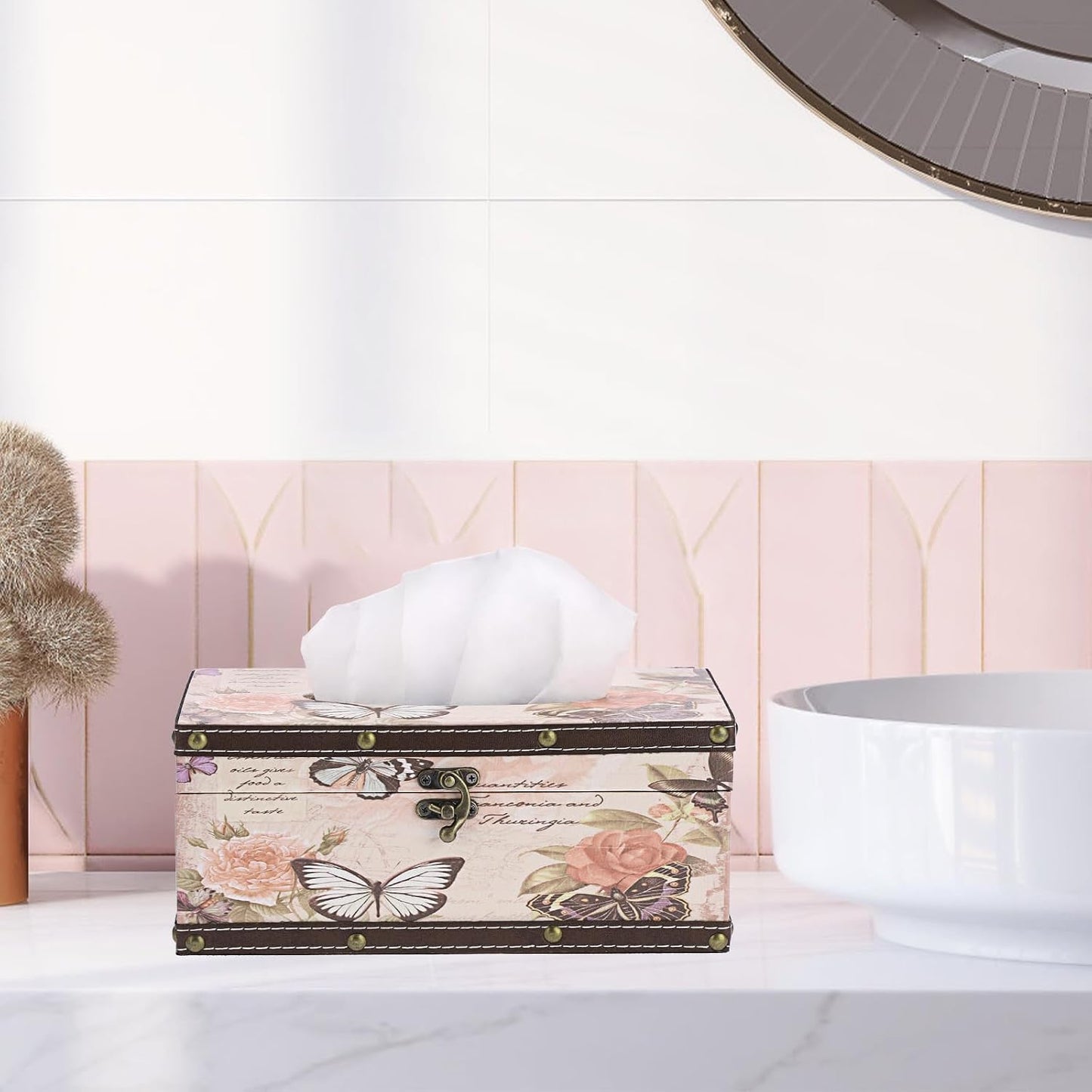Vintage Tissue Box Cover / Pink / Medium