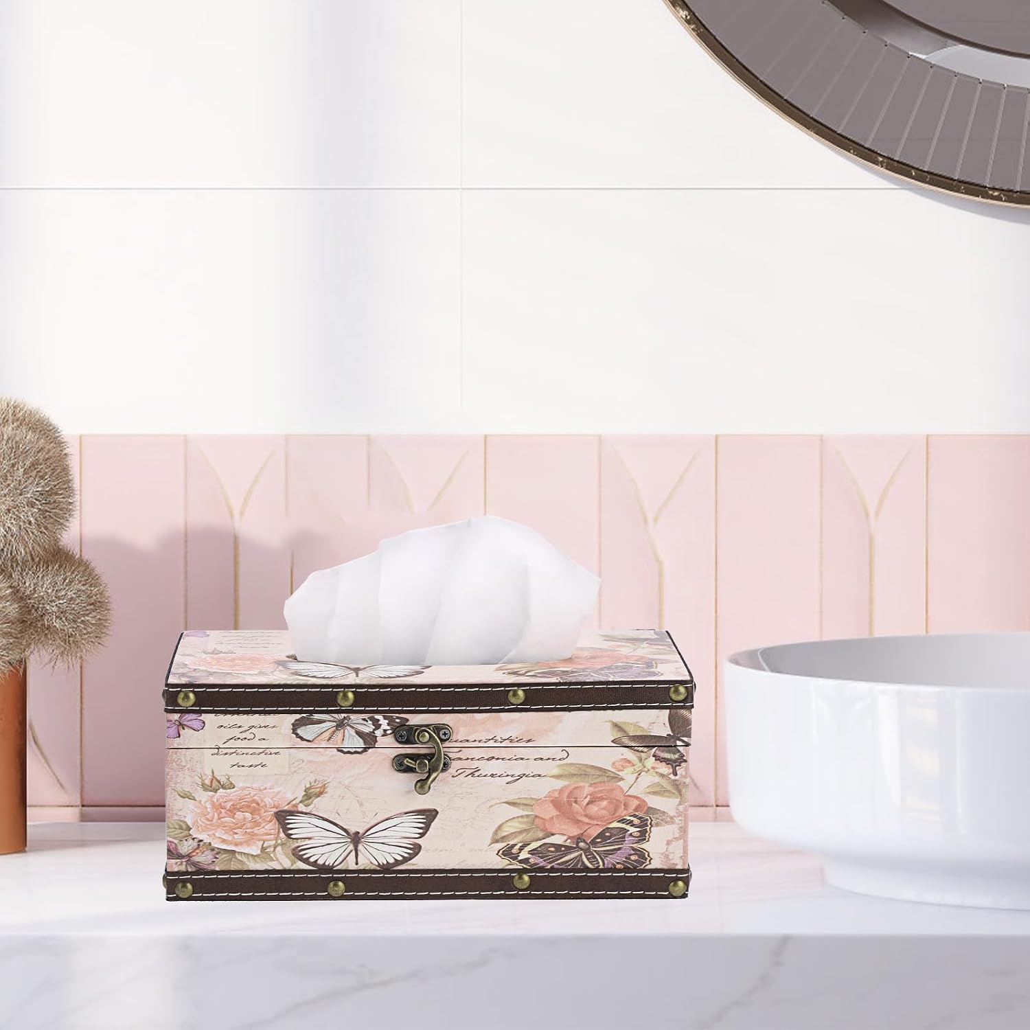 Vintage Tissue Box Cover / Pink / Medium
