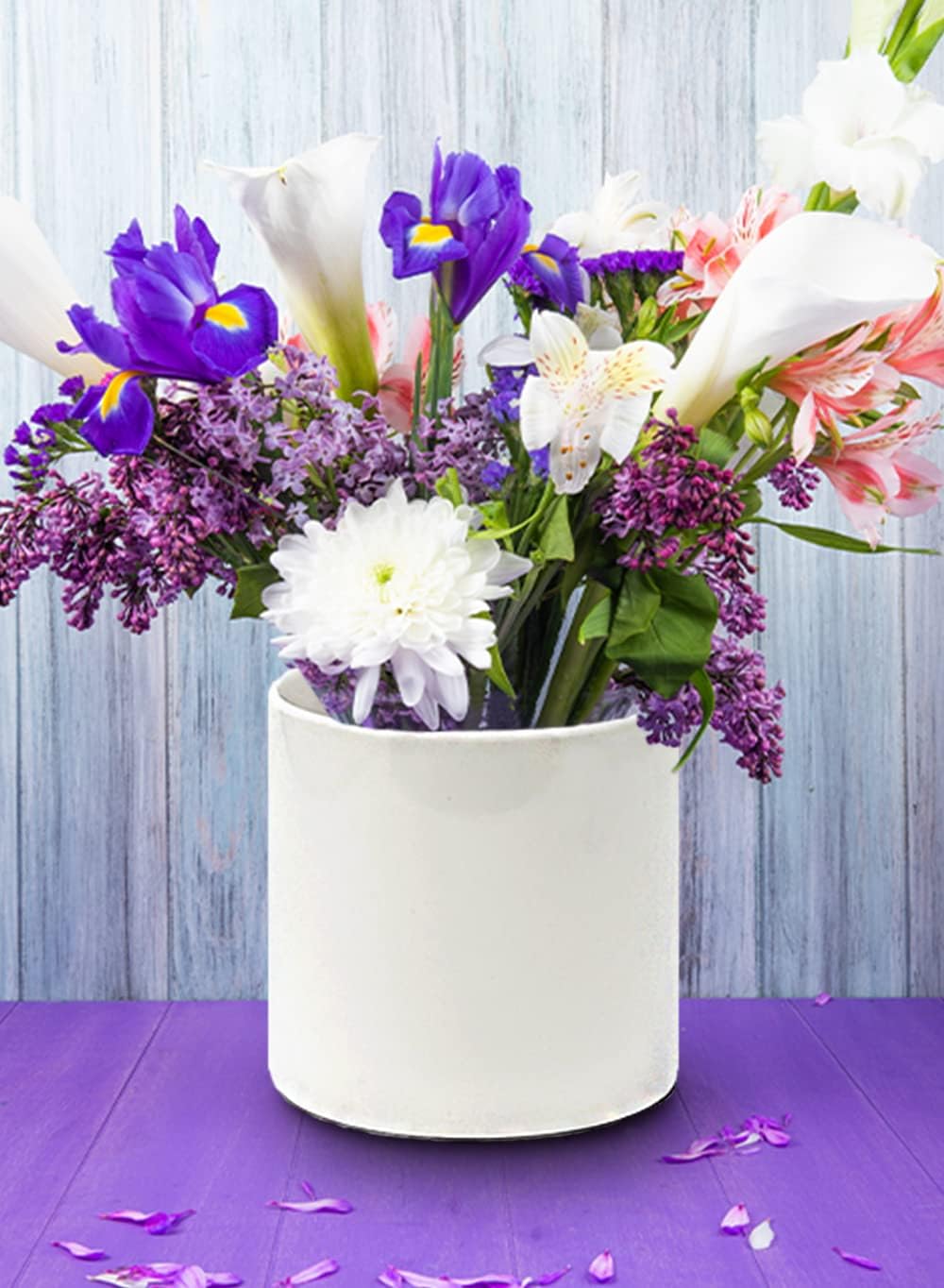 Glossy Ceramic Cylinder Vase / Small / White