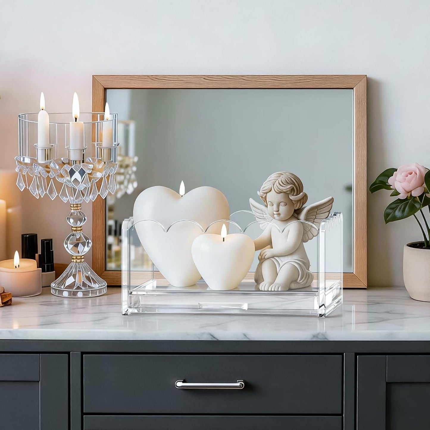 Scalloped Acrylic Tray / Clear / 5 x 5
