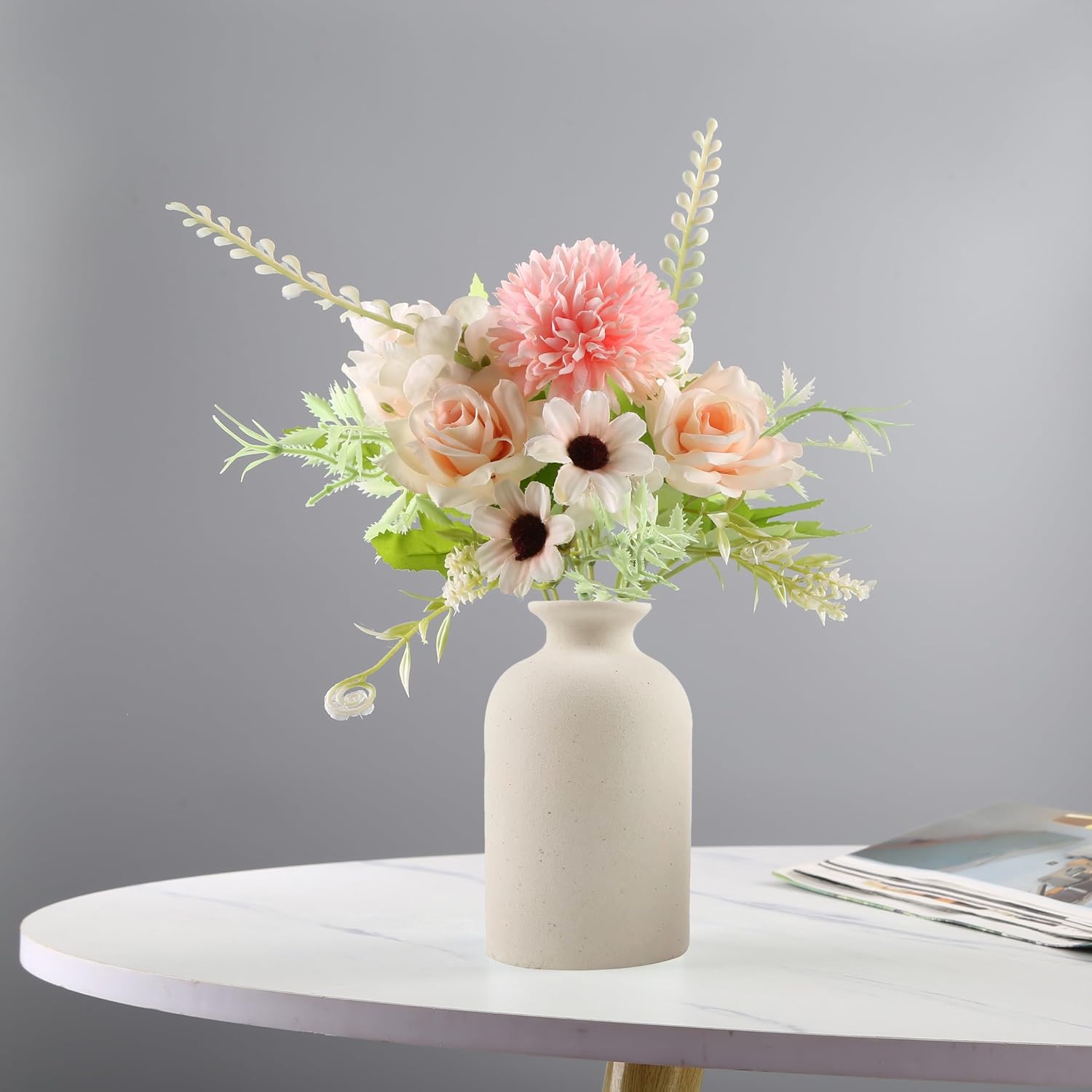 Ceramic Vase / Dry Flower Vases Minimalism Style for Modern Table Shelf Home Decor / Beige / Small