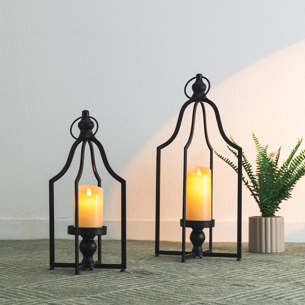 Glitzhome Set of 2 Modern Farmhouse Black Metal Lanterns Decorative Hanging Candle Lanterns for Indoor Outdoor