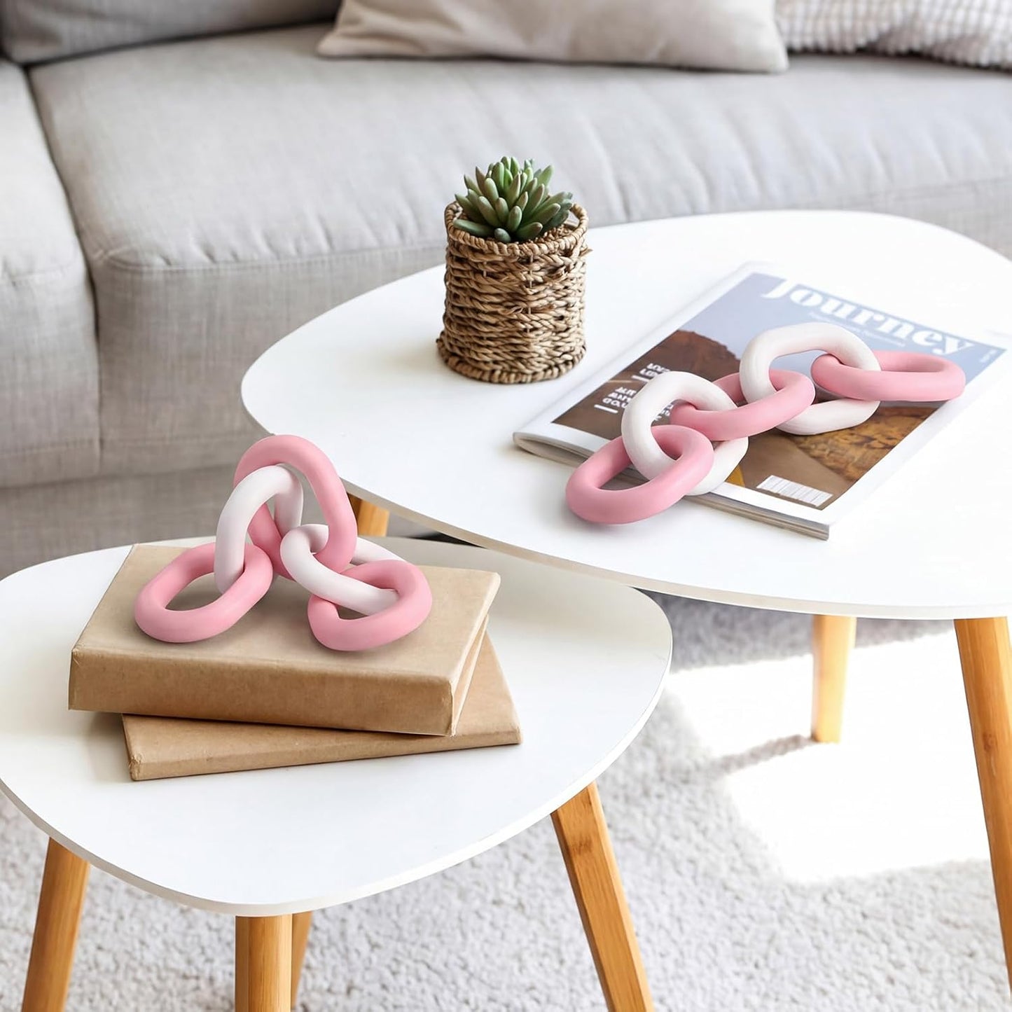 Decorative Wood Chain Link Decor Rustic 5 Link Wooden Chain Ornament / Pink White / 13.78 Inch