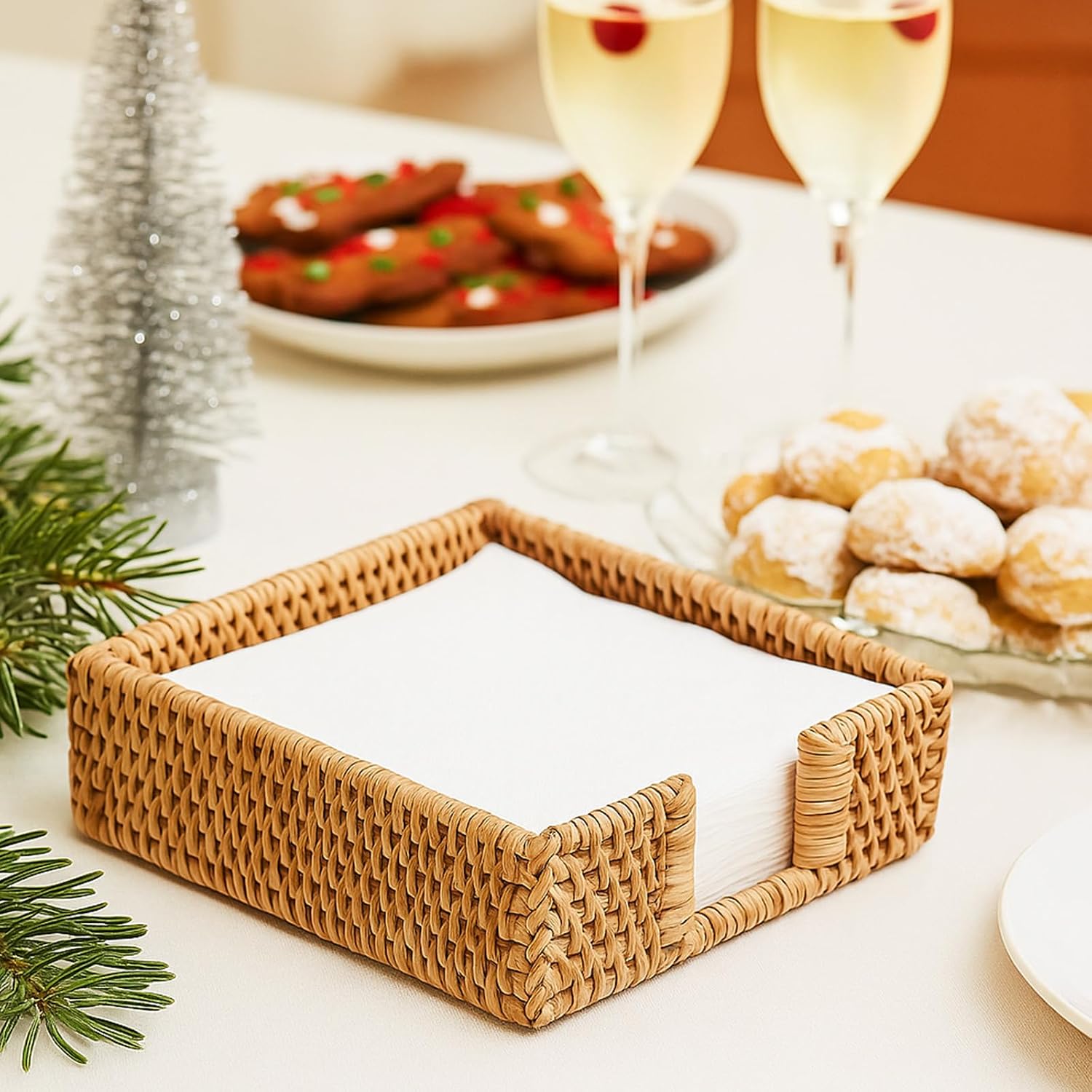 Rattan Napkin Holder Square / 7 x 7 x 2.4