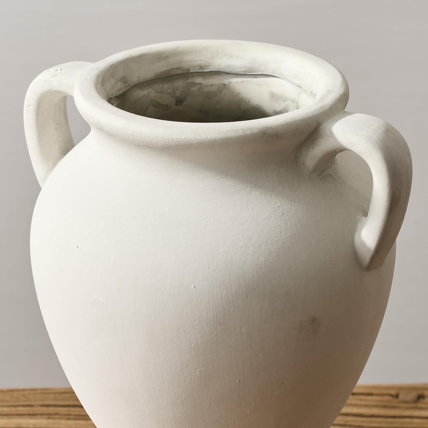 Farmhouse Terracotta Vase / Off-white- 8.46 / 8.46 Inch