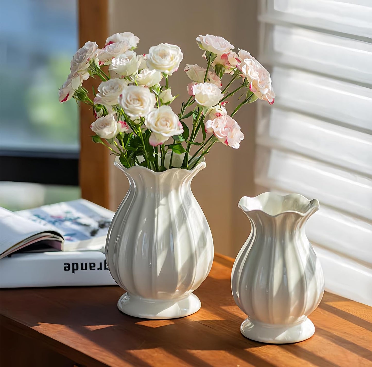 White Ceramic Vase / White-1
