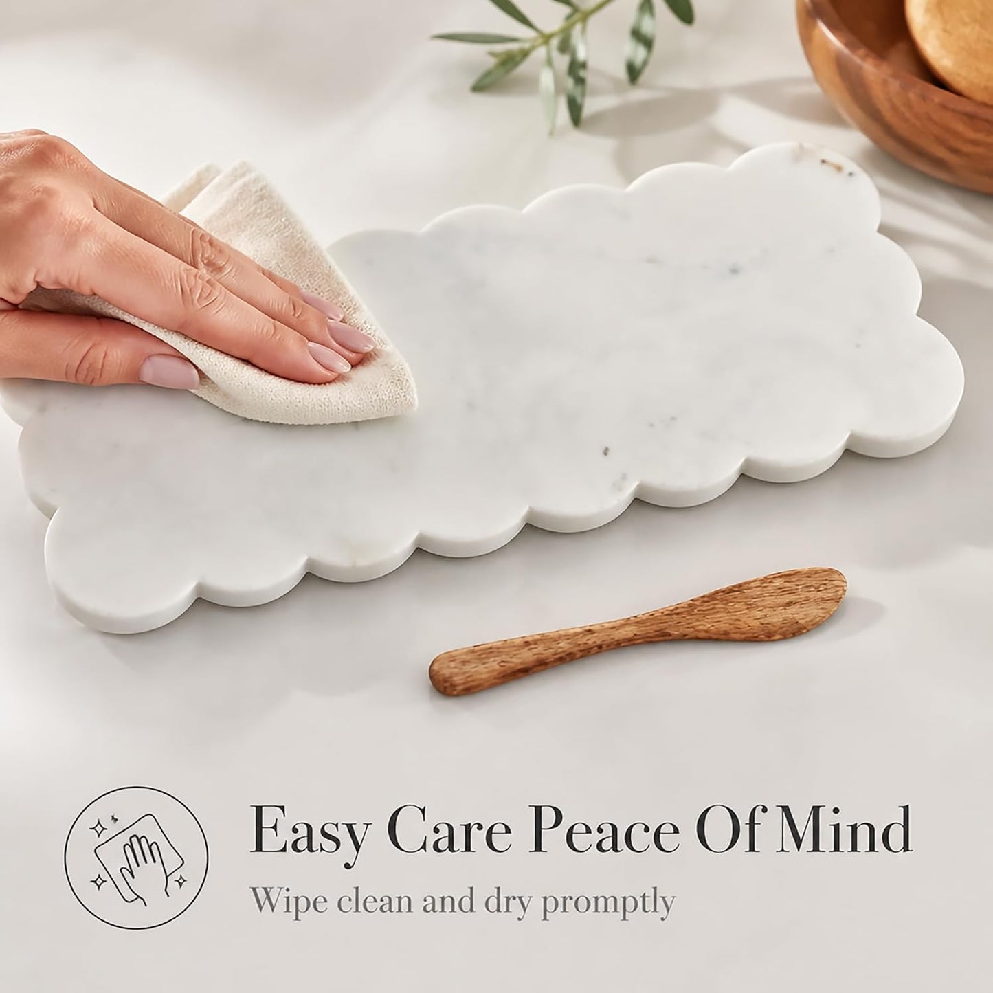 Scallop Marble Board Set / White / 12 x 5