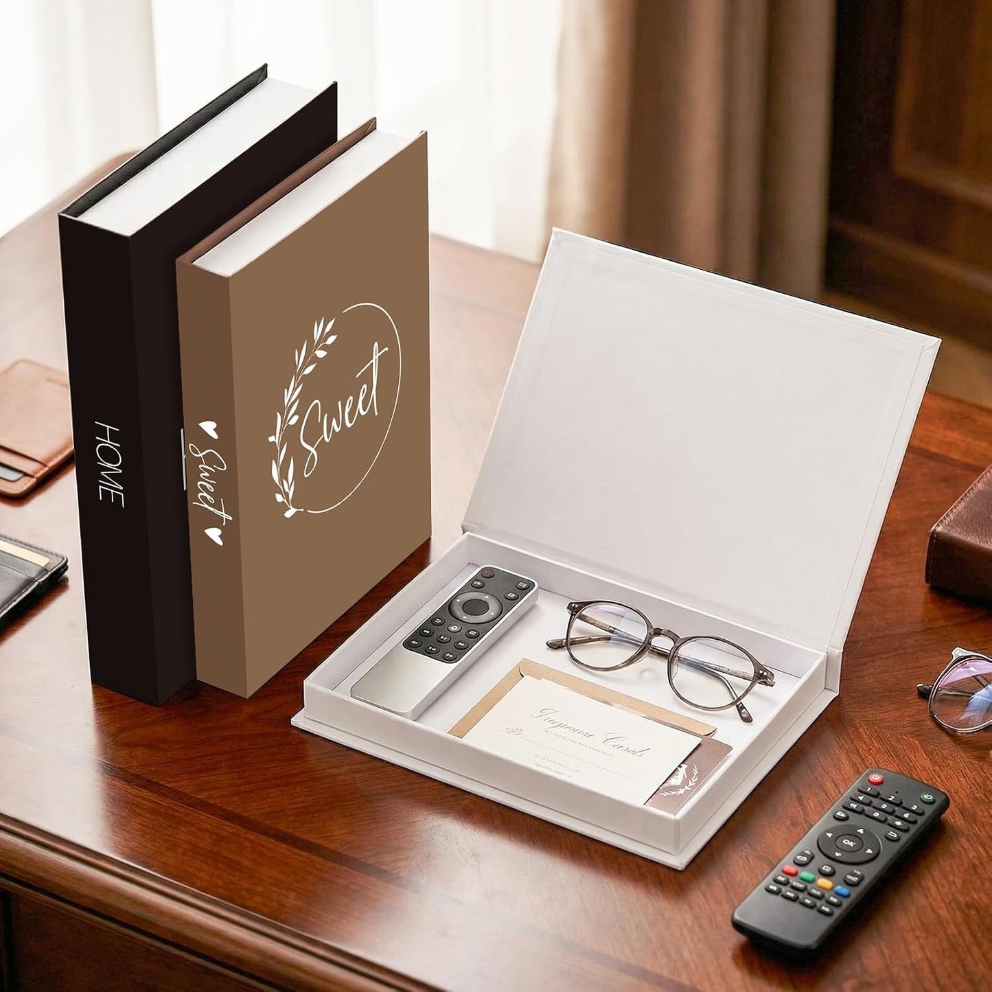 Coffee Table Faux Books for Decoration / Classic / Paper / Set of 3