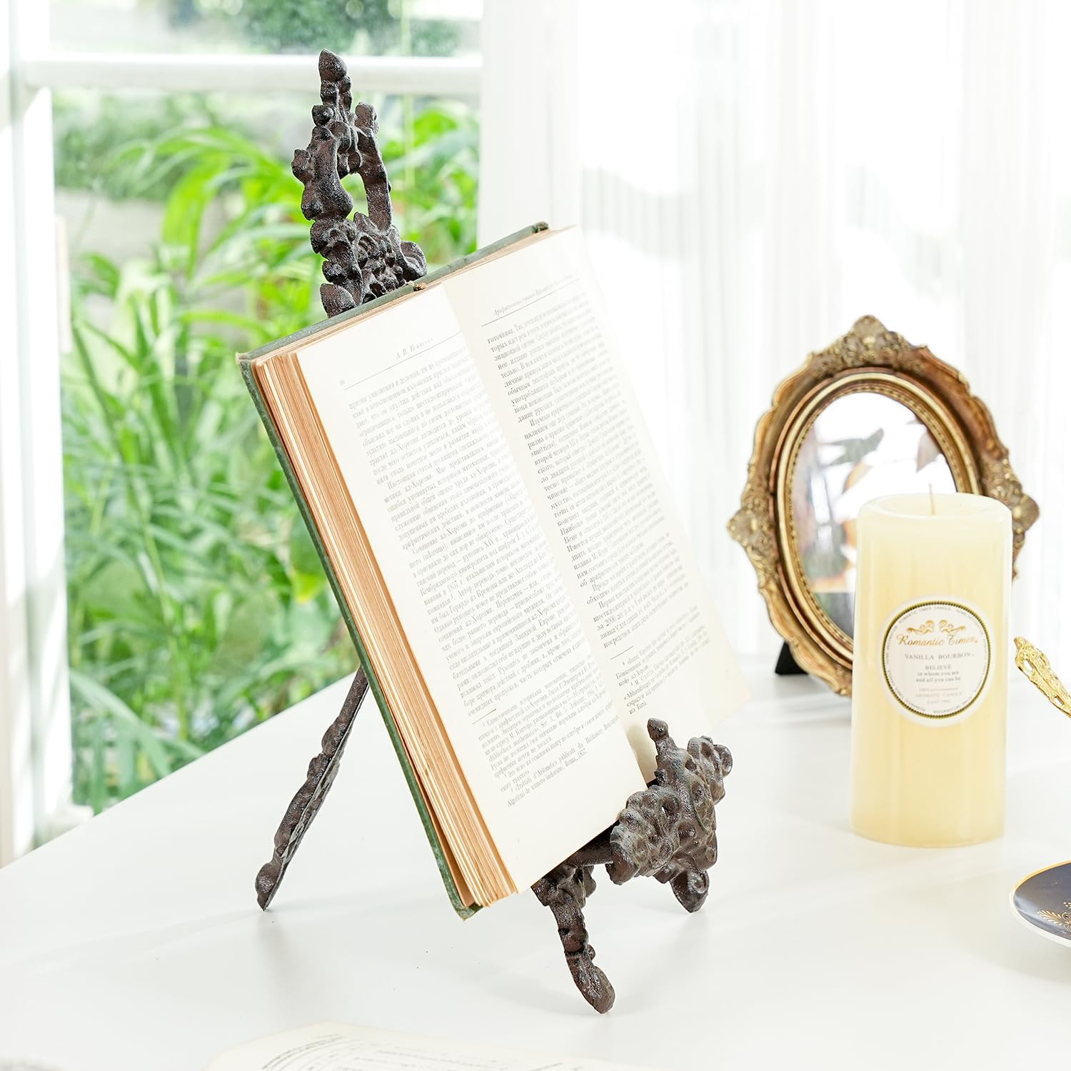 Sungmor Vintage Cast Iron Cookbook Stand, 15.5 Inches Tall Antique Brown | Small Ornate Easel Fleur De Lis Stand,Table