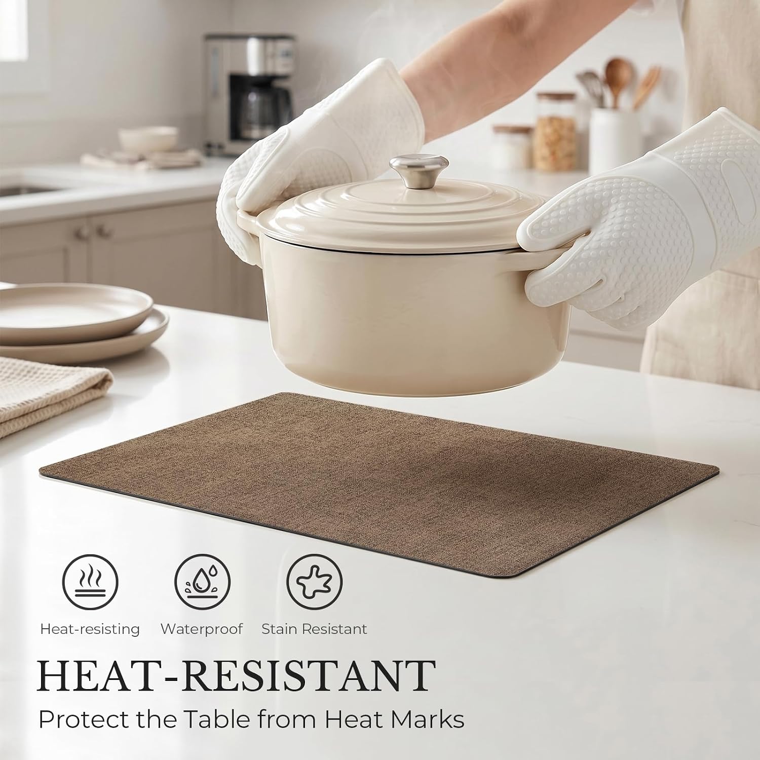 Romanstile Vinyl Placemats Set of 8, Reversible Faux Leather Heat Resistant Wipeable Table Mats, Waterproof Washable
