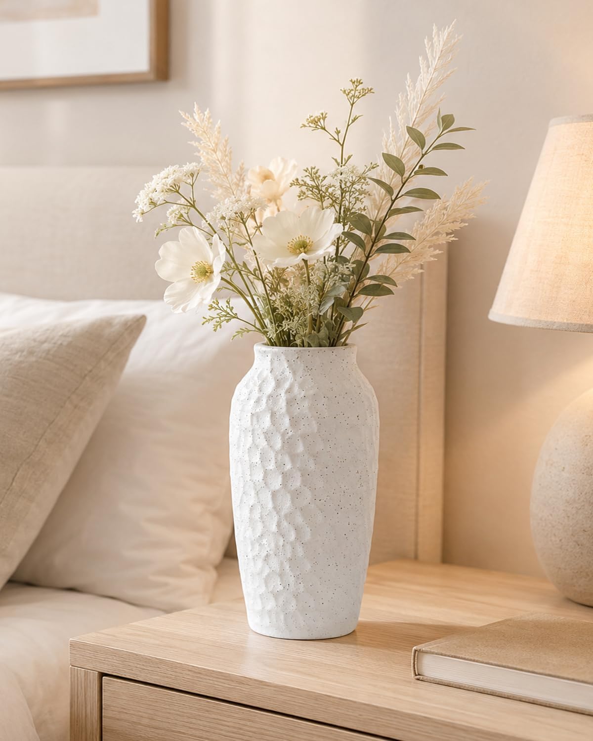 Ceramic Vase for Flowers / White / 12.4 Inch