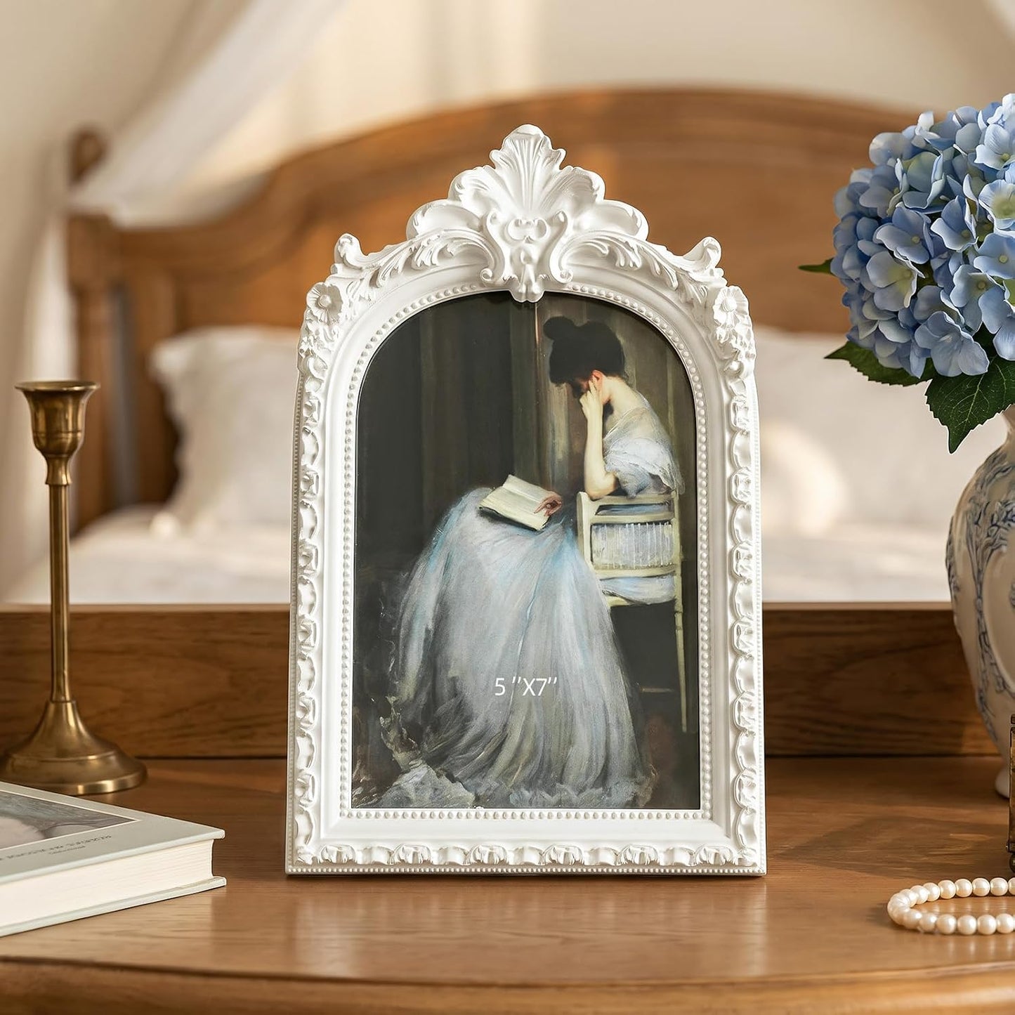 Vintage Ornate Resin Photo Frame / White Arch / 5 x 7
