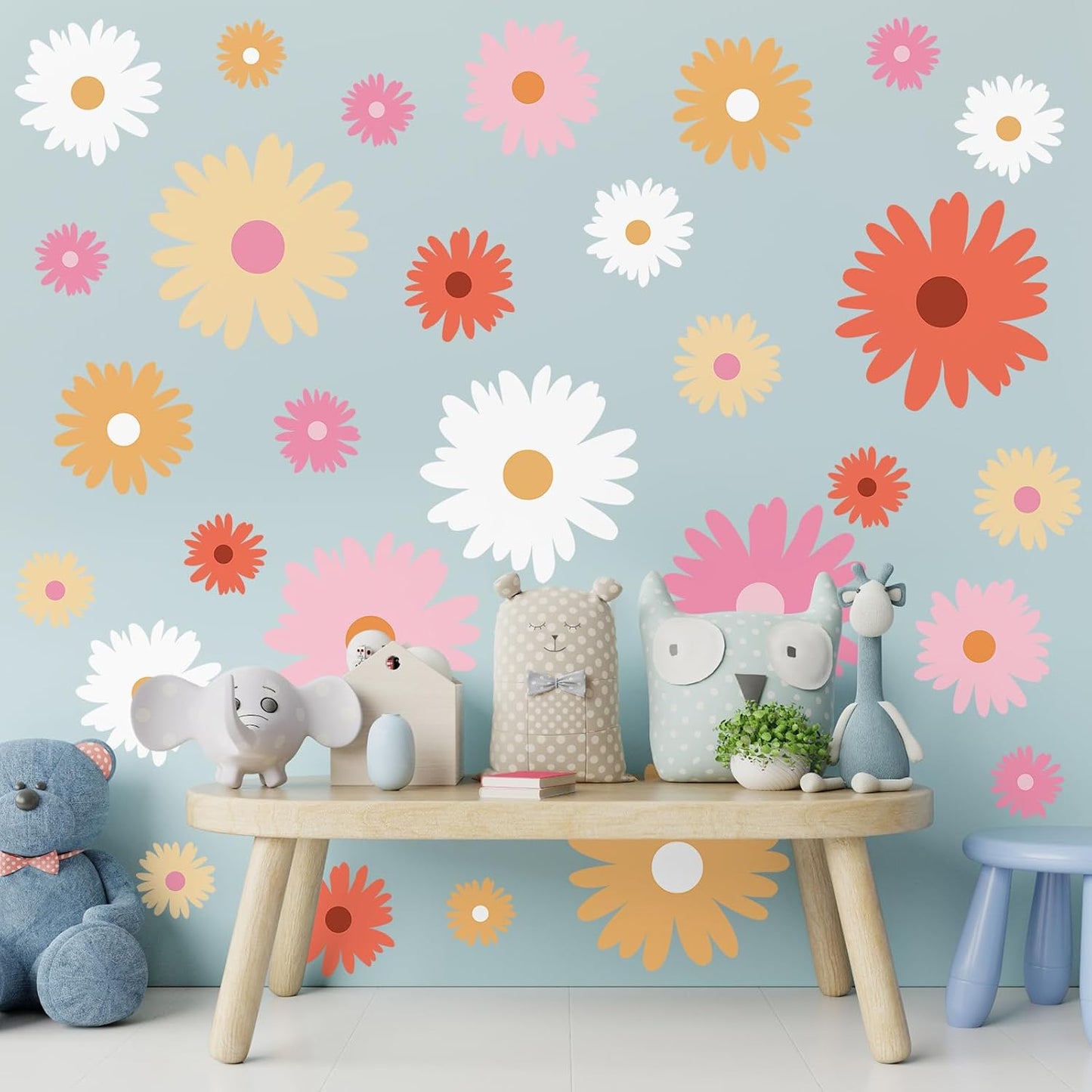 12 Sheet Daisy Wall Sticker Decal Removable Daisy Bedroom Room / Artsy Style / Bright Color / Pink