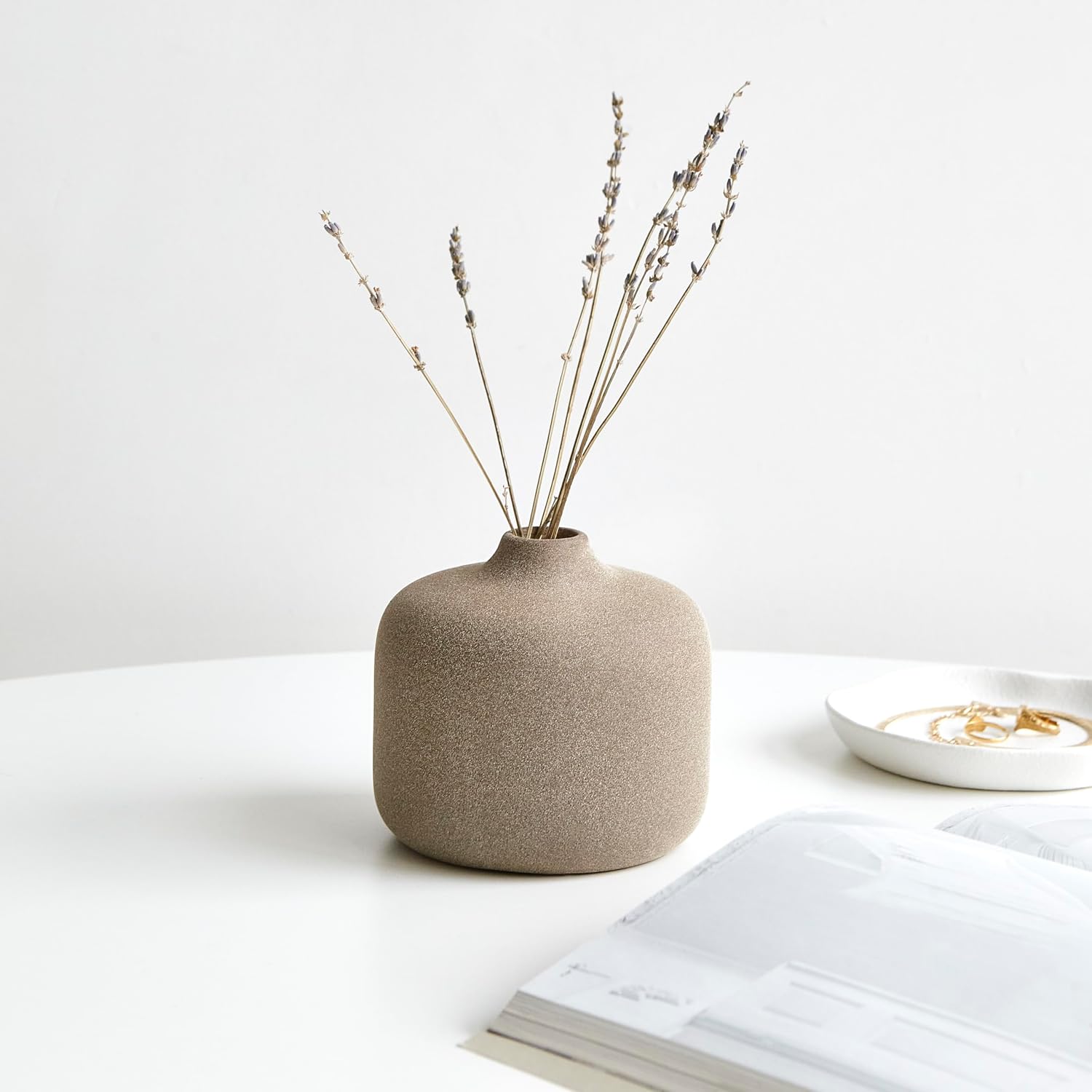 Round Boho Pampas Grass Vase