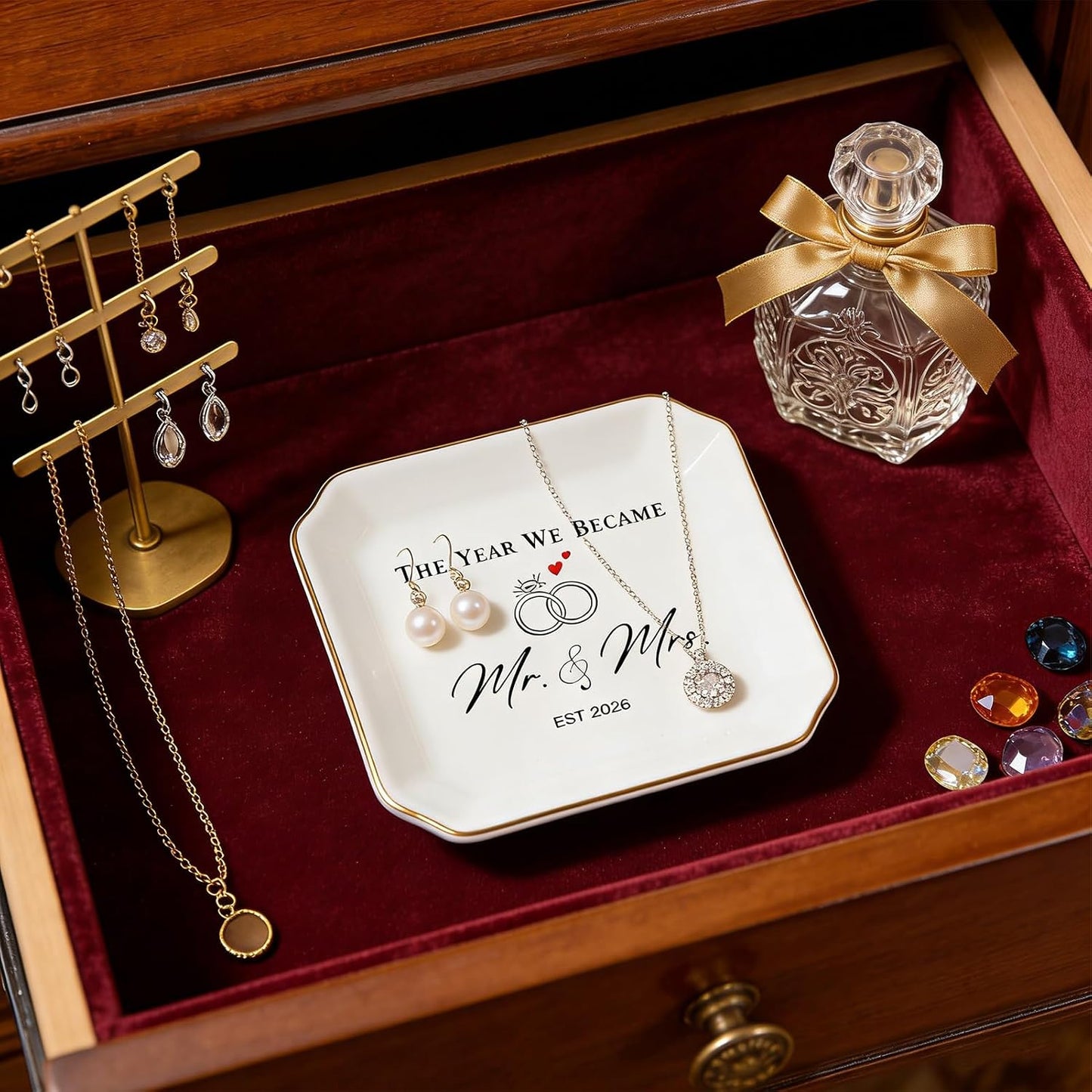 Elegant Ceramic Ring Holder for Engagement / The Year We Became Mr & Mrs 2026 -YX
