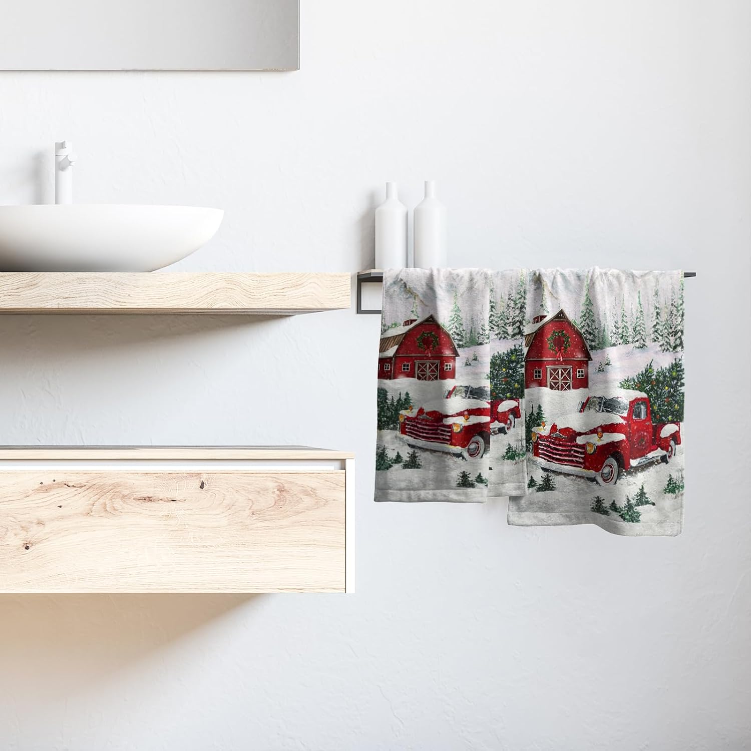 Giwawa Merry Christmas Hand Towels Set of 2 Red Truck Face Guest Towel Xmas Holiday Decorative Soft Fingertip Towel for