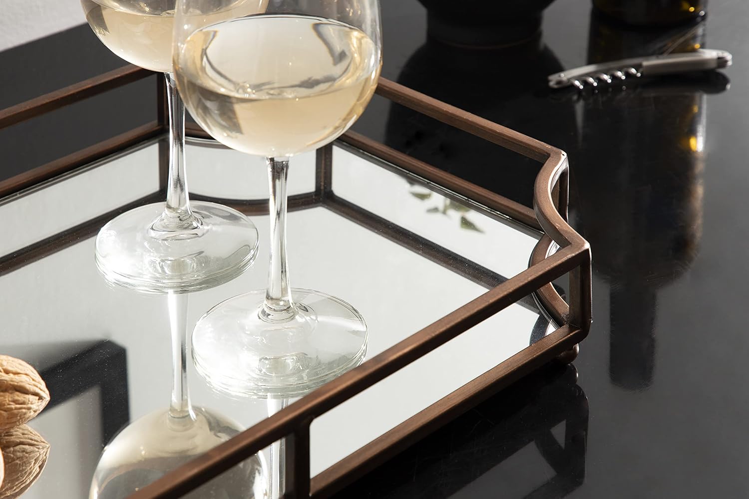 Ciel Modern Scalloped Tray / 18.8 x 12.3 x 2.5 / Bronze