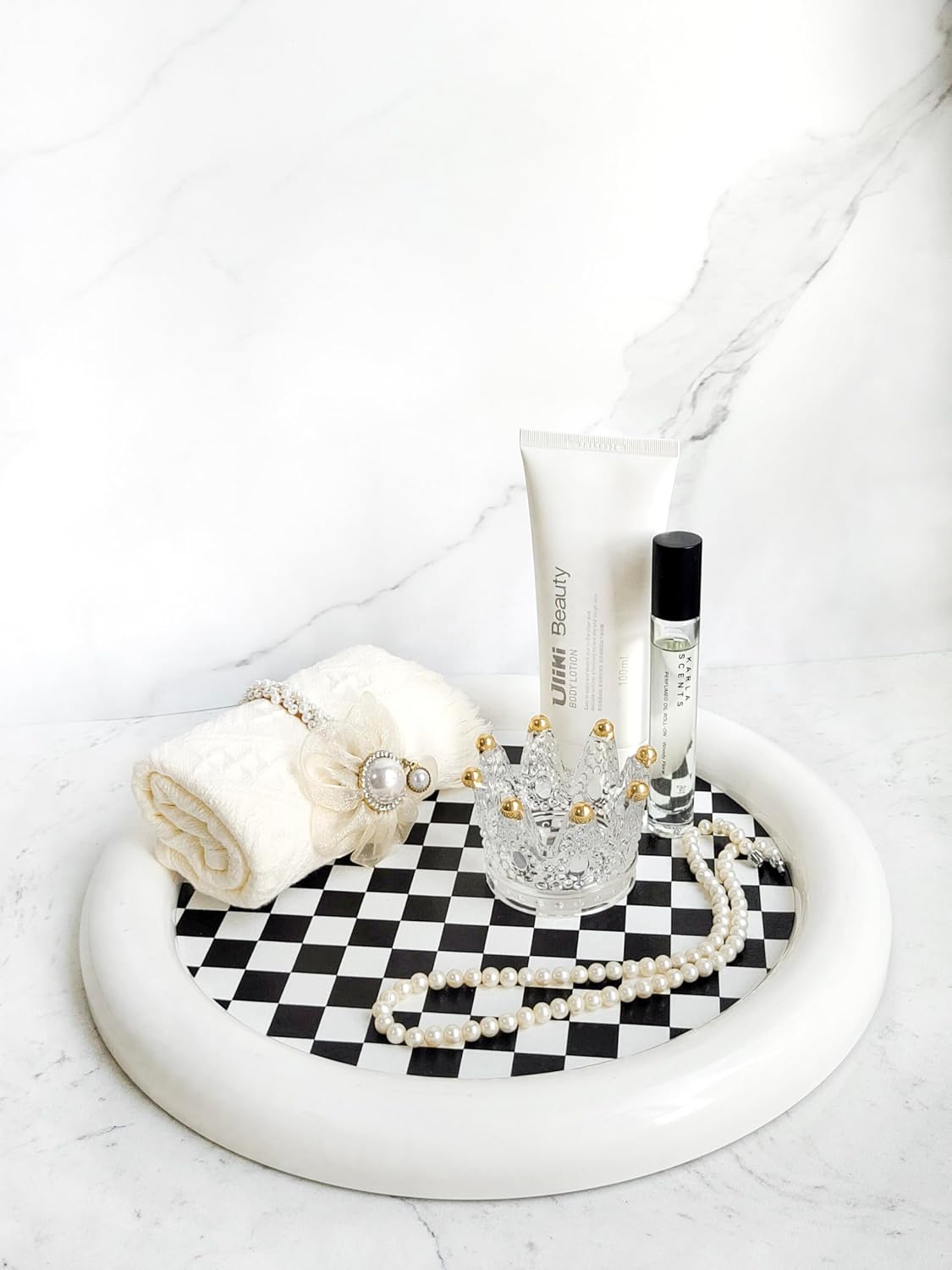 Checkered Decorative Tray / Round White Checkered