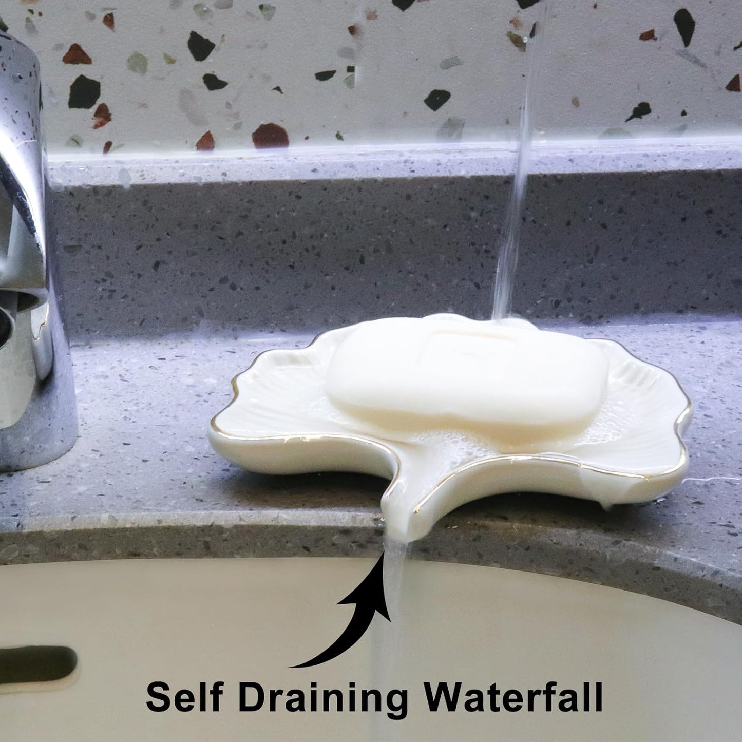 Ginkgo Leaf Style Ceramic Self Draining Soap Dish Waterfall Soap Dish Soap Savers