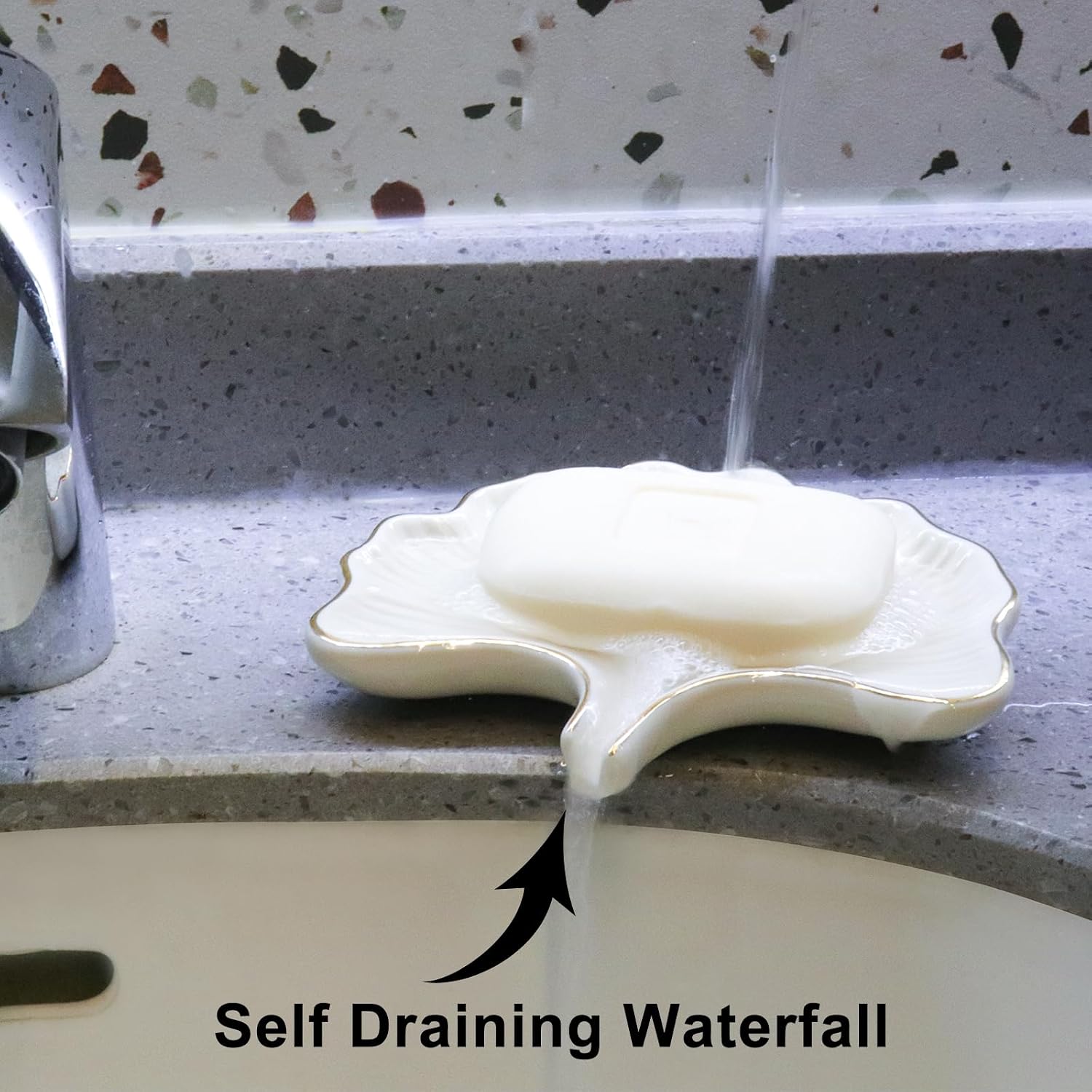 Ginkgo Leaf Style Ceramic Self Draining Soap Dish Waterfall Soap Dish Soap Savers