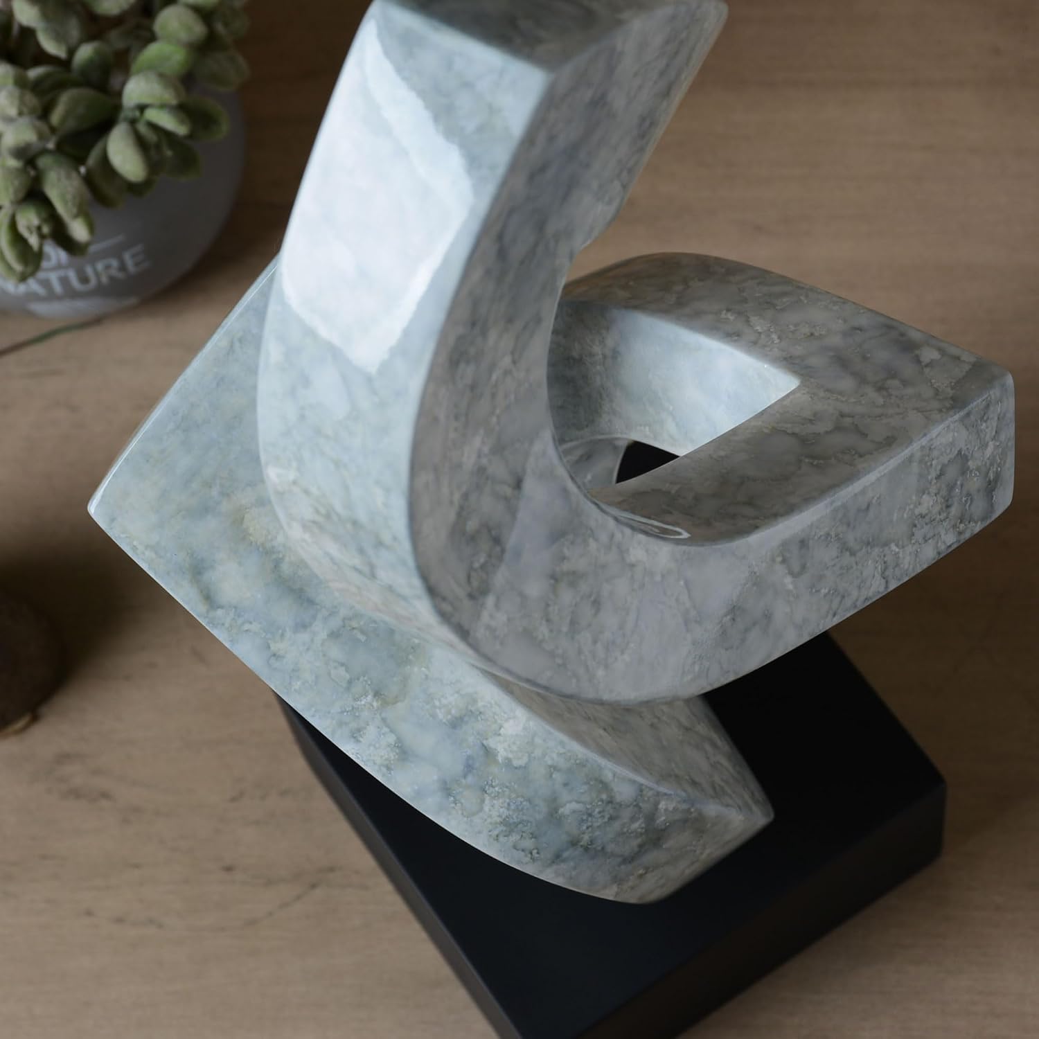 Modern Home Decor Abstract Arts Sculpture Table Bookshelf Decoration for Living Dining Room Bedroom