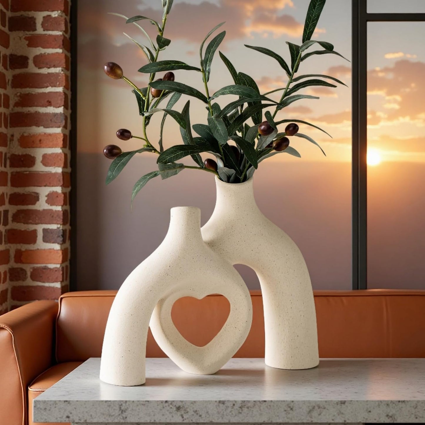 Snuggle Hollow Hug Donut Ceramic Vase / Heart - Beige / 8.3 Inch