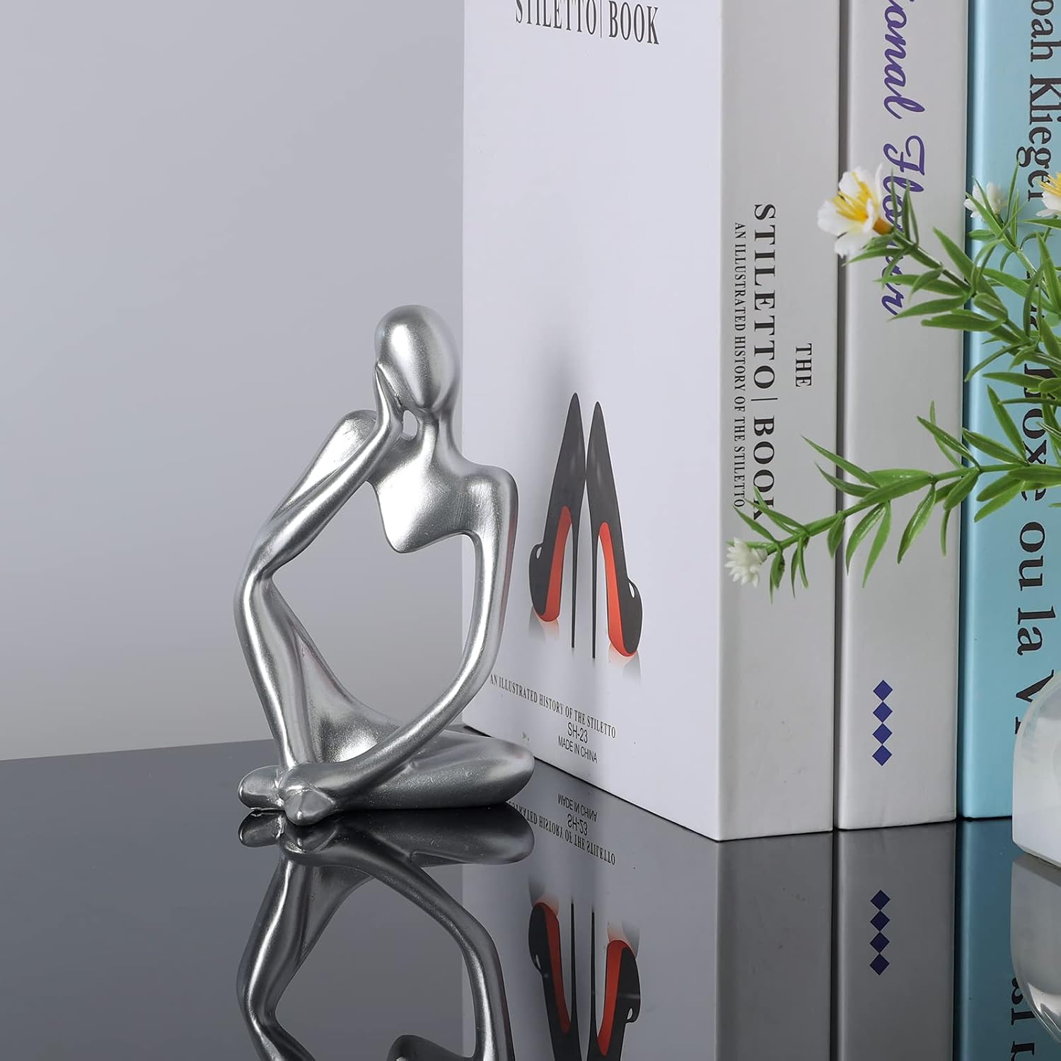 Golden Resin Collectible Figurines / Silver
