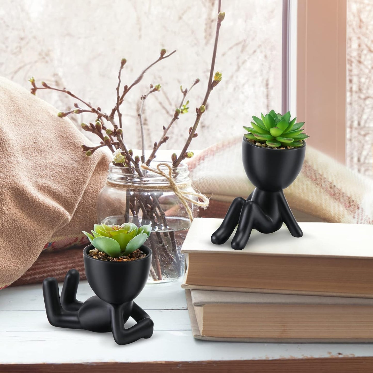 Mini Succulents Plants Artificial in Black Modern Human Shaped / Black Ceramic Pot A Green Succulent