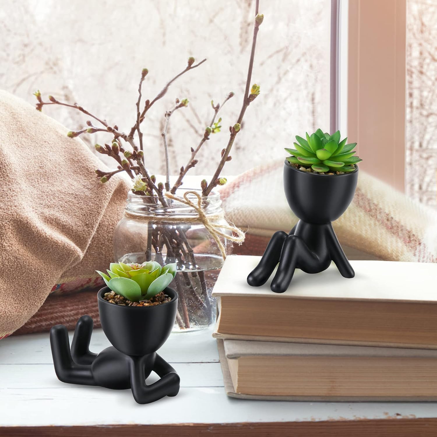 Mini Succulents Plants Artificial in Black Modern Human Shaped / Black Ceramic Pot A Green Succulent