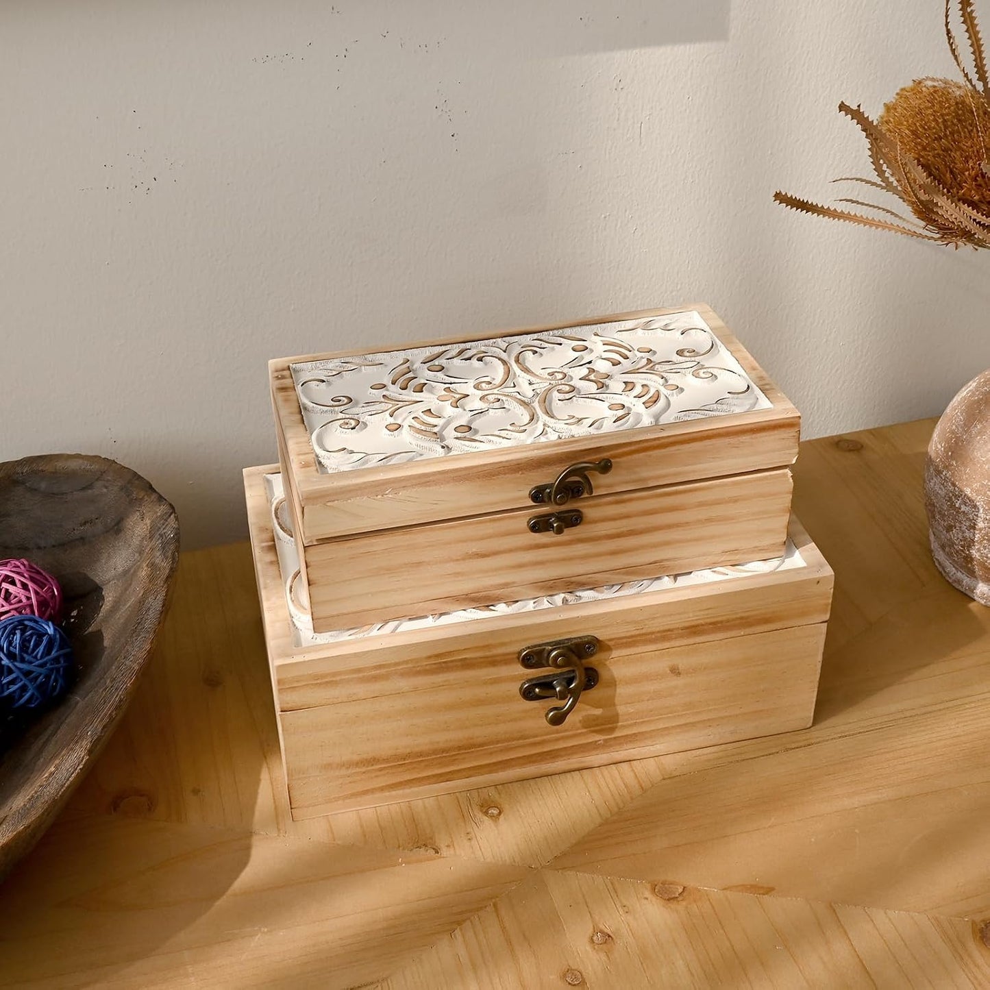 Hand Carved Floral Decorative Boxes / S&M / White&brown / Set of 2