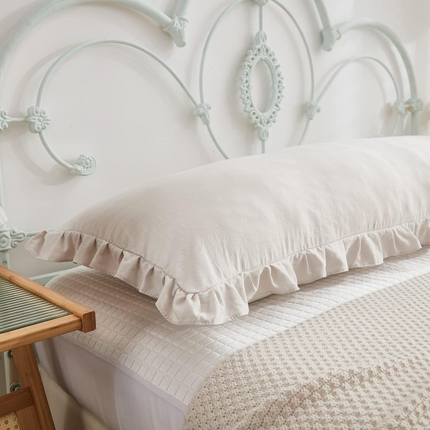 Grey Pillow Cover Long Pillowcase Ruffled Pillowcases Shabby Chic Ruffled / Body / Beige / 20 x 54