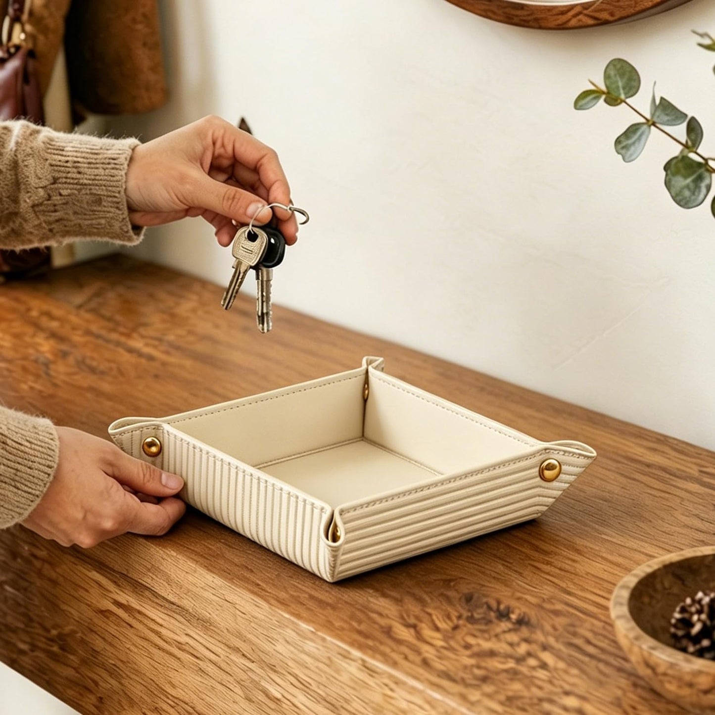 Light Valet Tray for Men / Apricot Rome