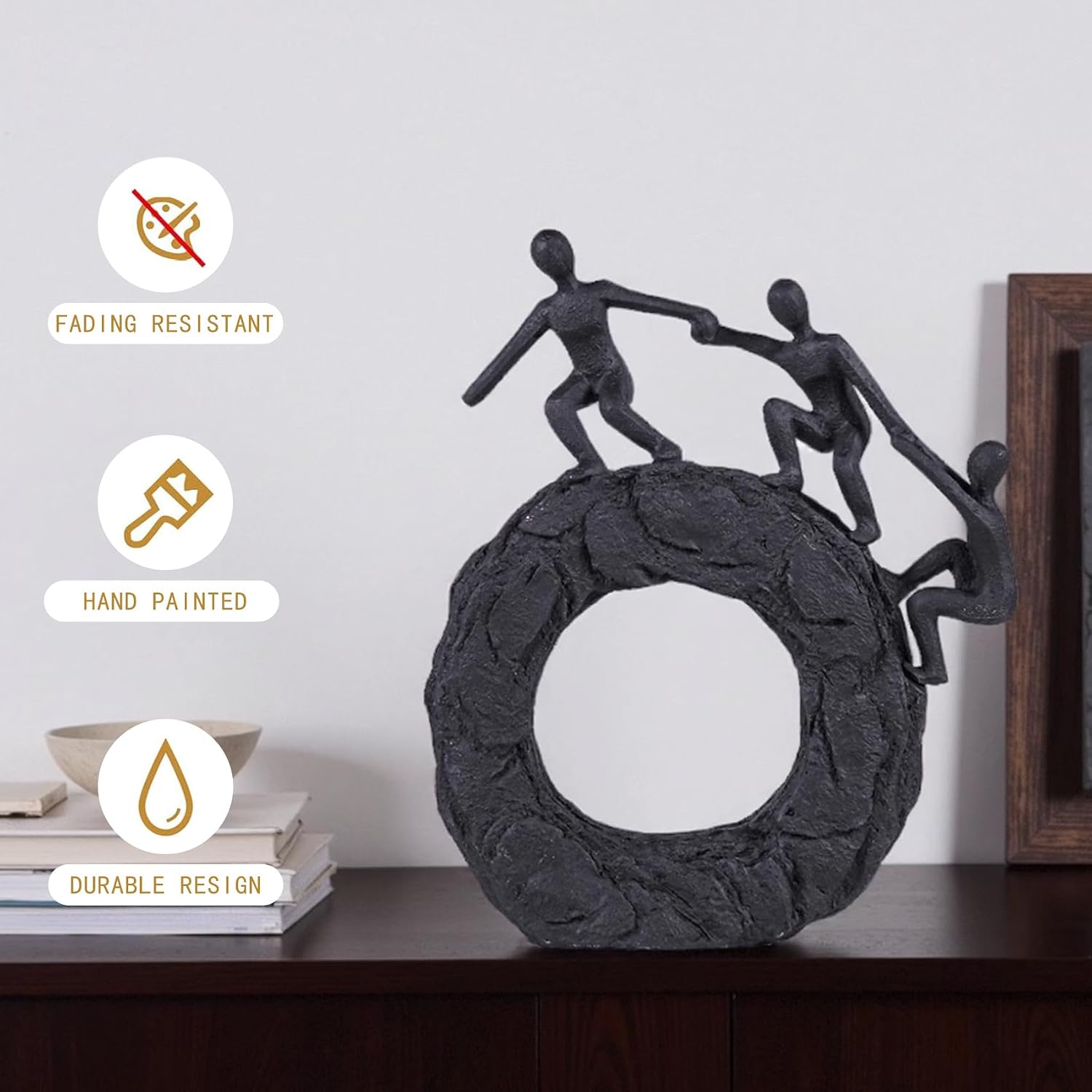 Statue / Round Climbing / Black / 7 x 8 x 1.5