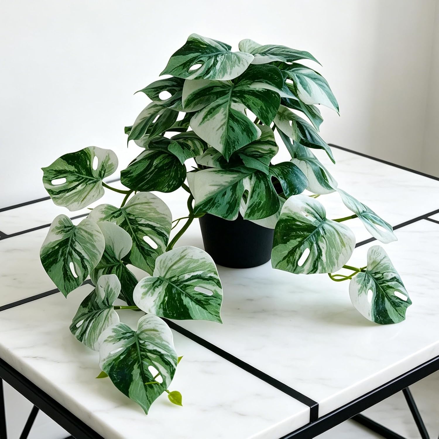 Faux Ivy Hanging Plant / White and Green
