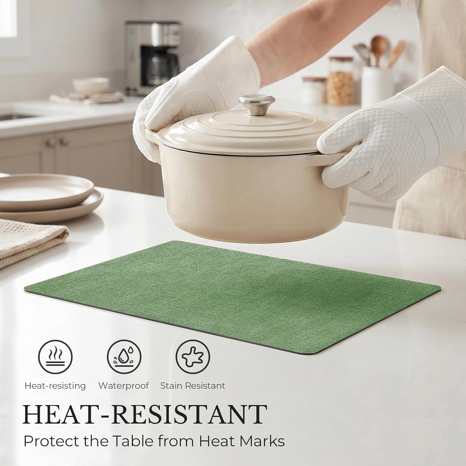 Romanstile Vinyl Placemats Set of 8, Reversible Faux Leather Heat Resistant Wipeable Table Mats, Waterproof Washable