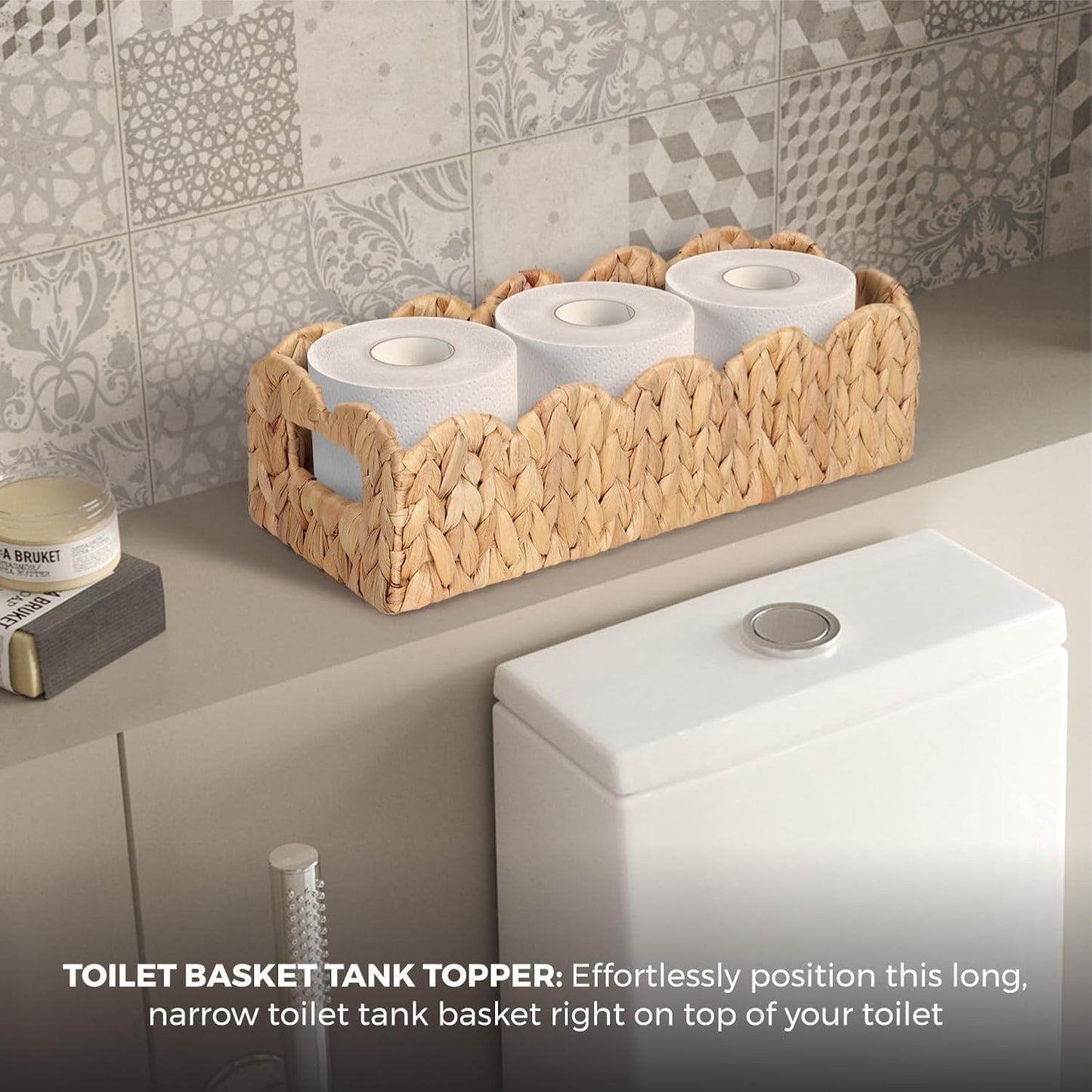 Handwoven Water Hyacinth Scalloped Countertop Storage Basket / Natural