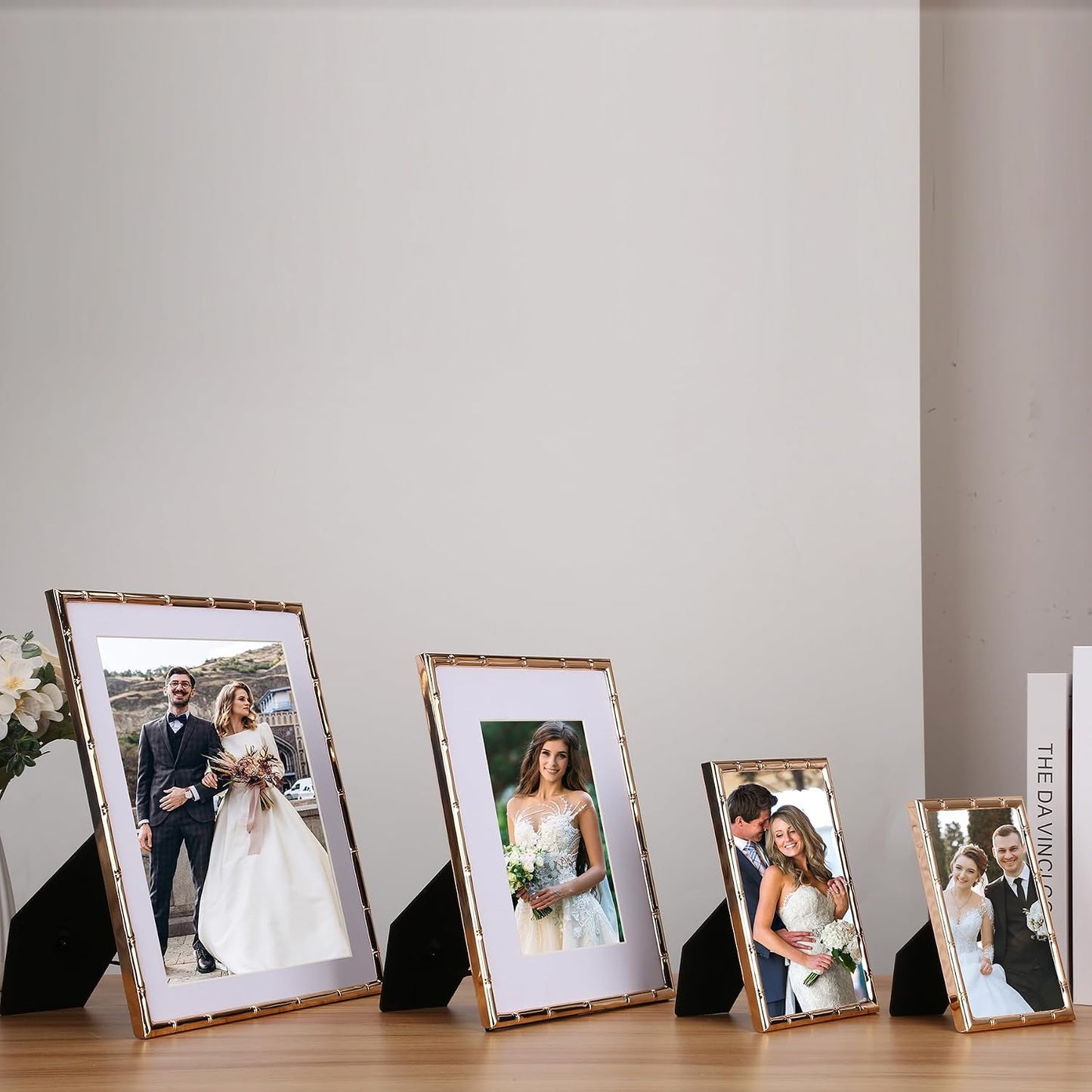 YiPinYin 8x10''Bamboo Detail Gold Metal Picture Frame with Acid Free Mat for 5x7'',Narrow Plated Photo Frames 5 x7''