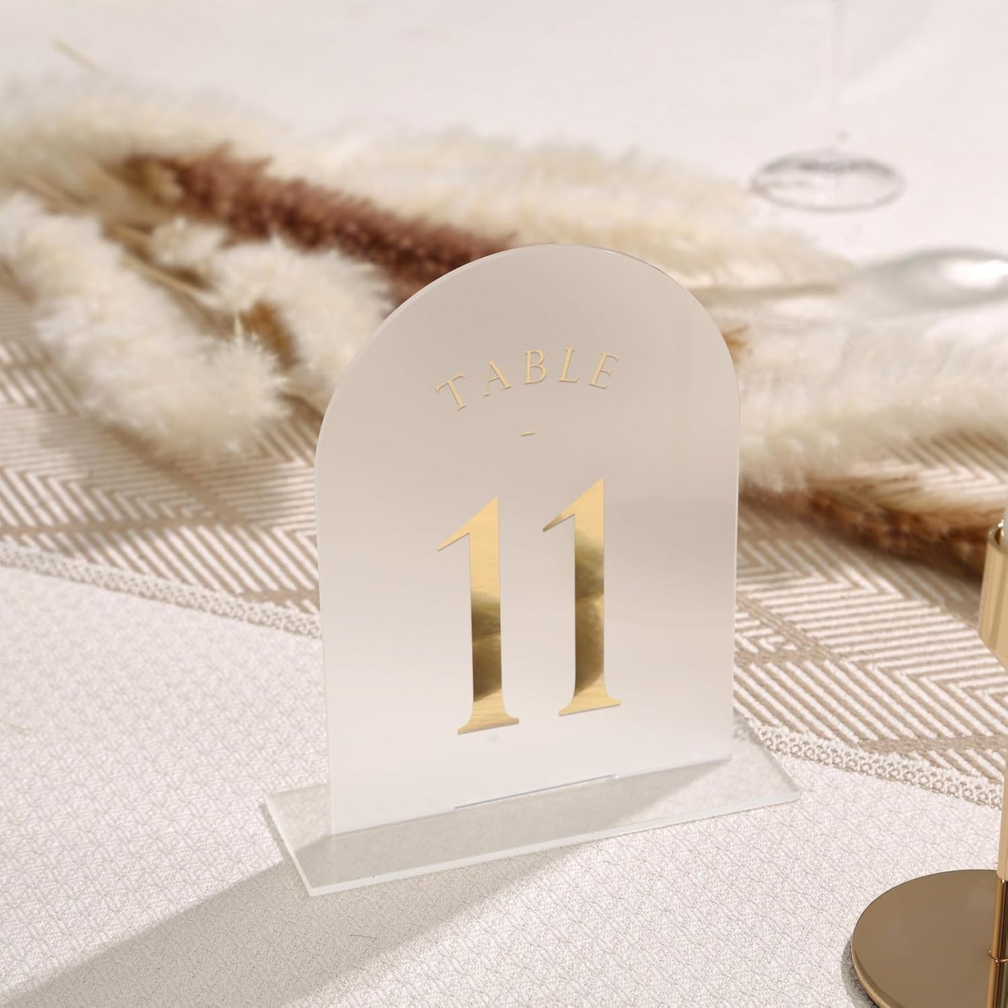 UNIQOOO Frosted Arch Wedding Table Numbers 1-20, Gold Foil Printed 5x7 Acrylic Display Signs and Holders, Pack of 20