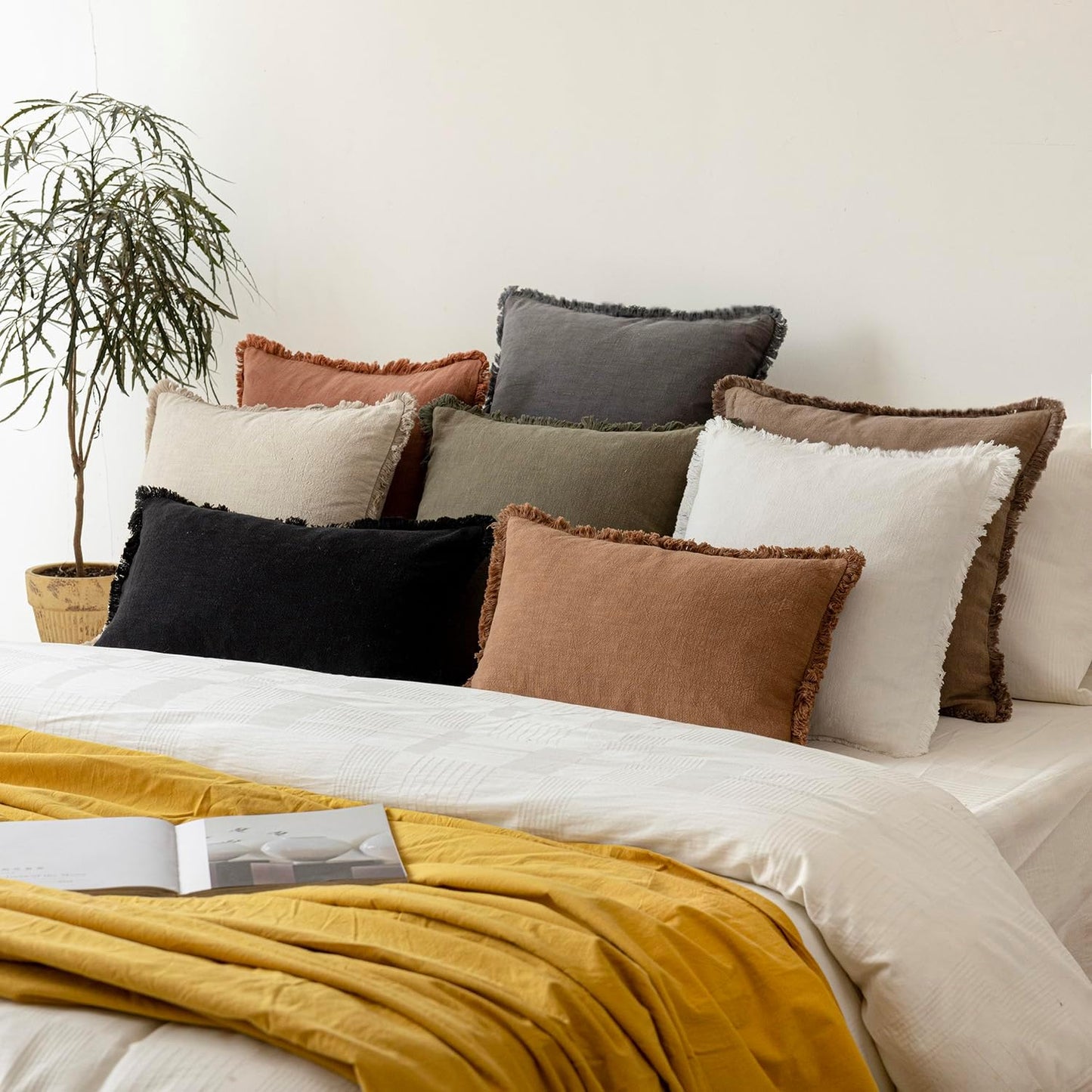 Decorative Linen Fringe Throw Pillow Covers Boho Farmhouse Cushion / 18 x 18 / Black / Set of 2