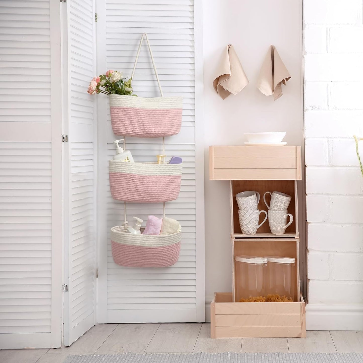 3-Tier Woven Cotton Wall-Mounted Storage Organizer Bag Decorative Hanging Nursery / Pink & White