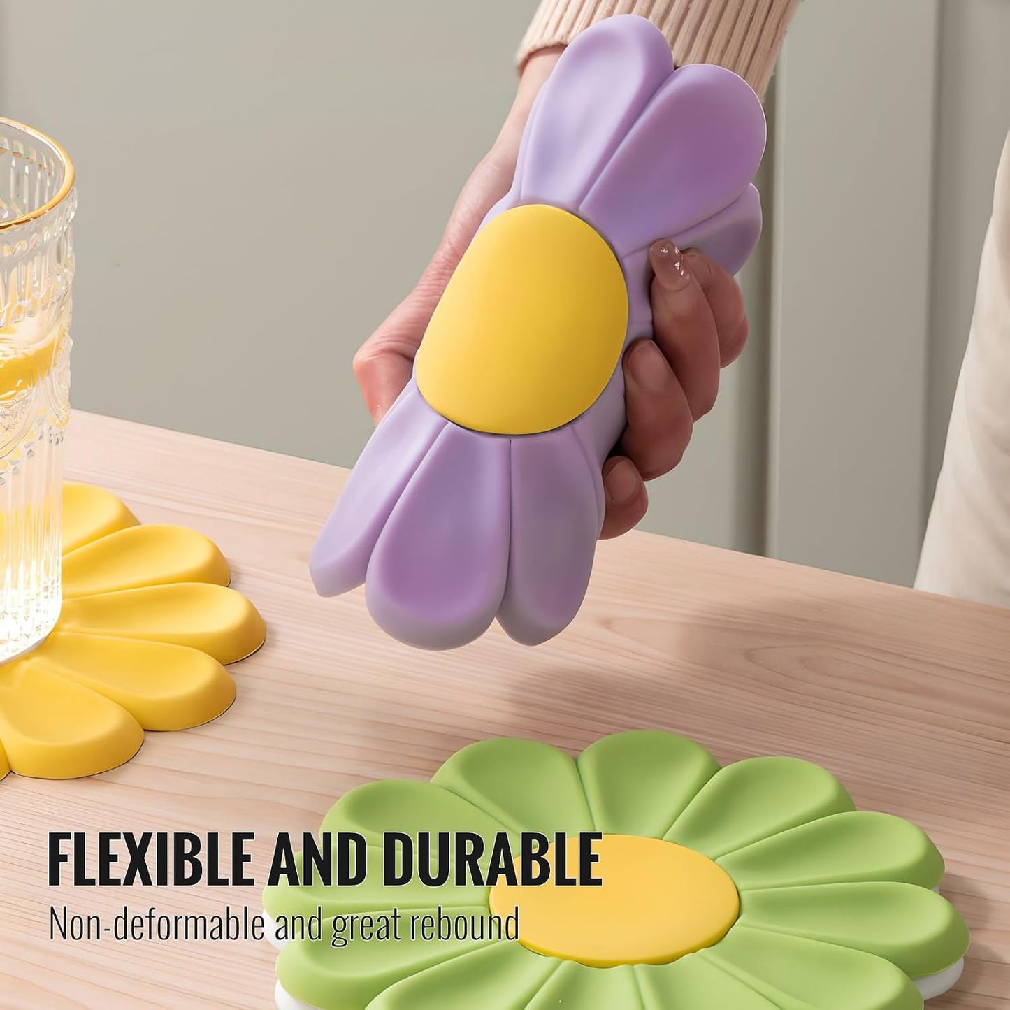Round Flexible Silicone Pot Holders Hot / 6.7 Inch / Set of 4